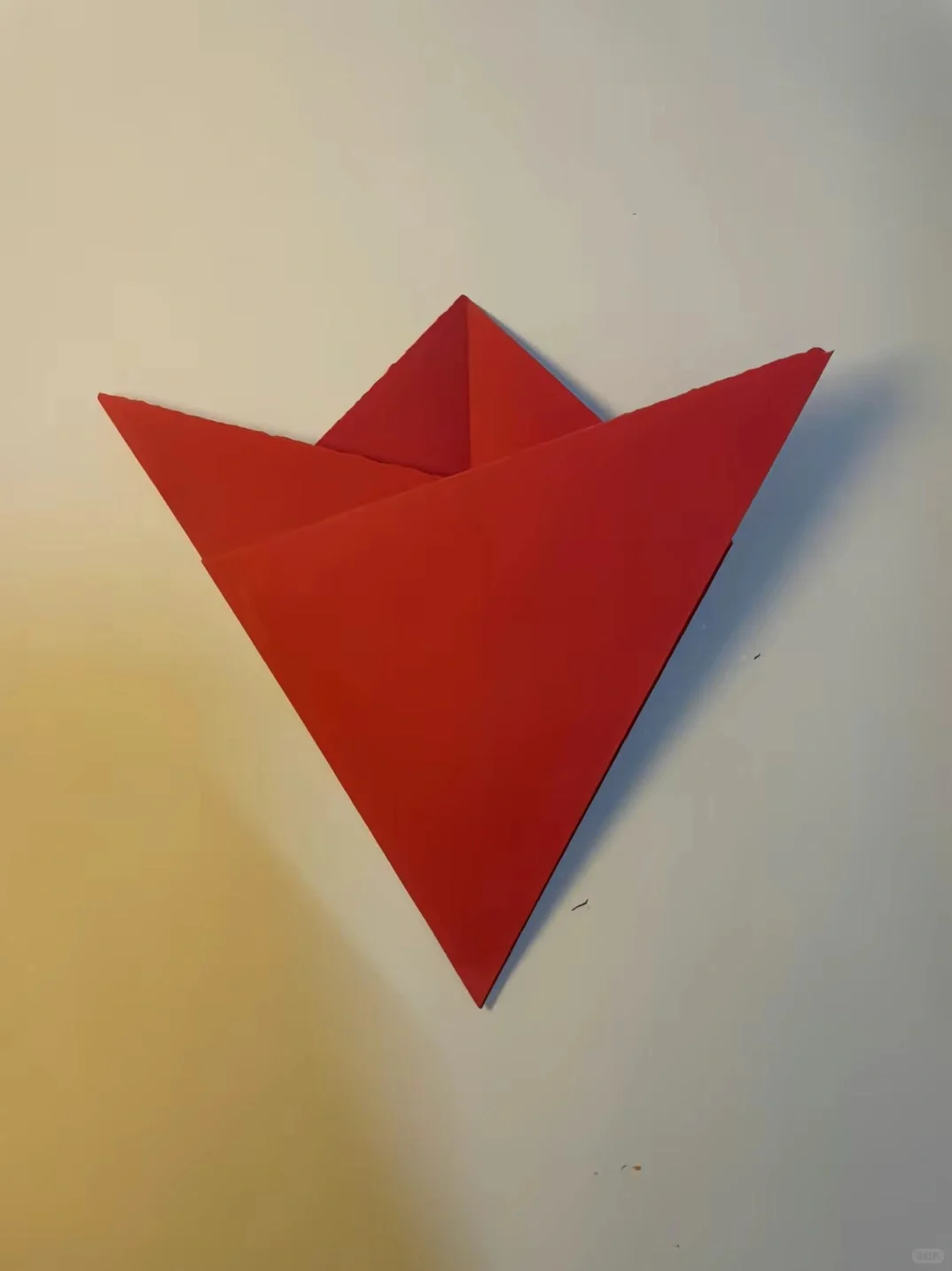 爱心发射窗花剪纸，超简单