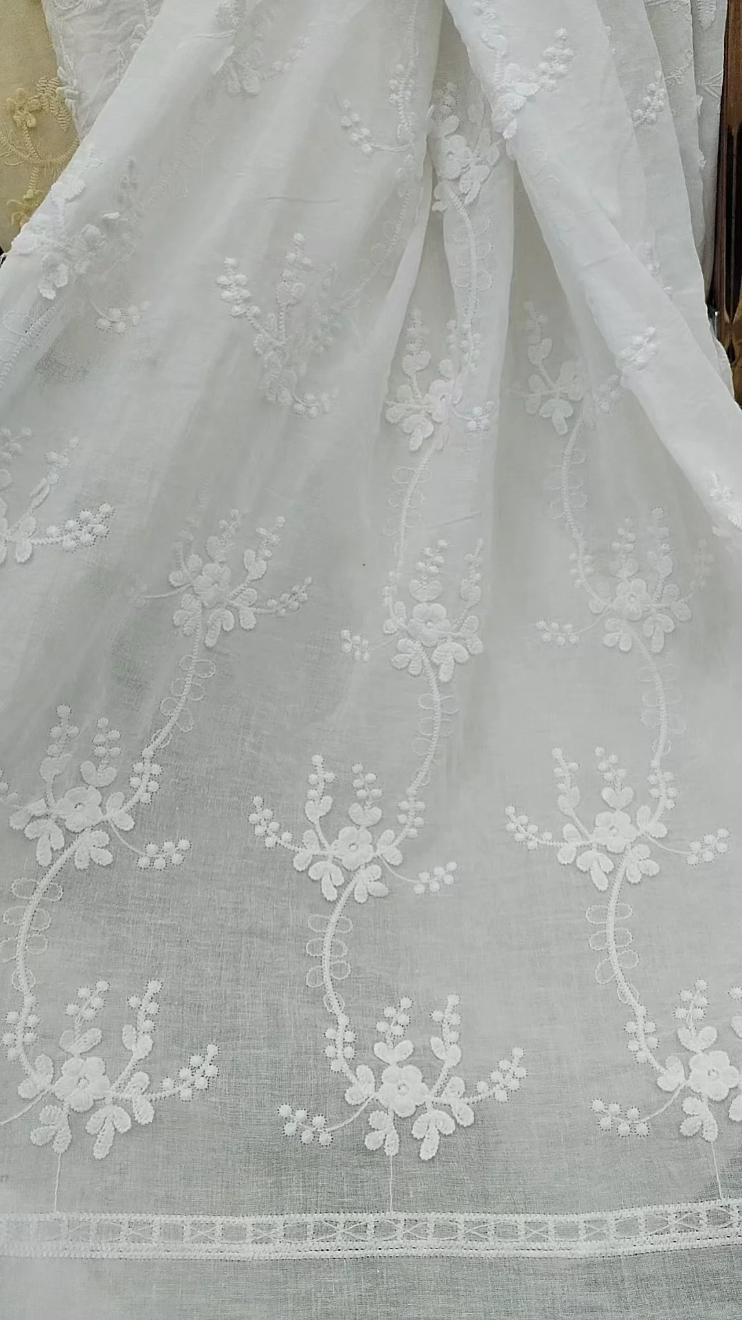 这些绣花真的好漂亮，谁会不爱呀！