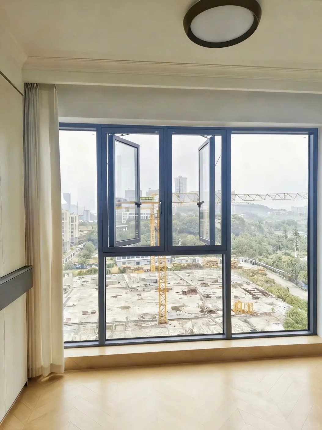 太喜欢我家的封窗了！这1.6w花的值！