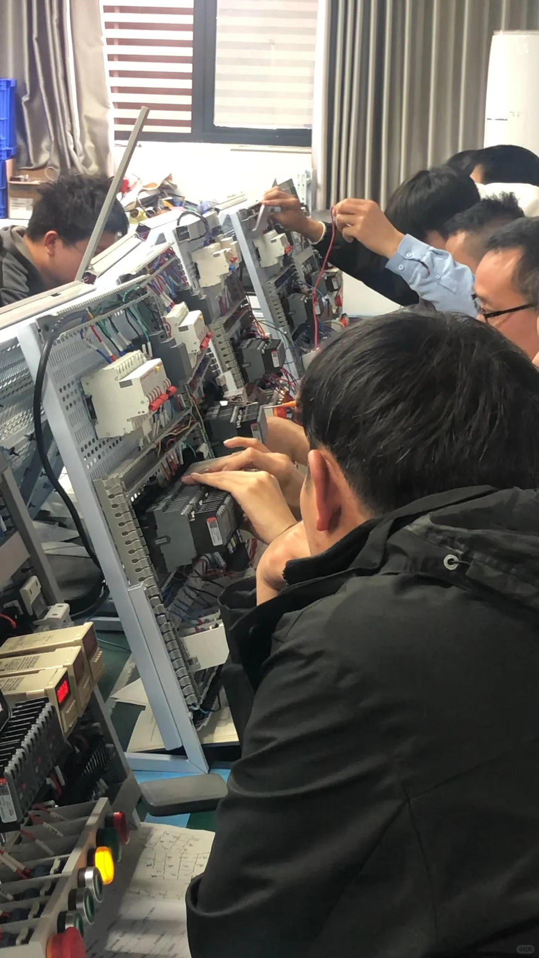 会自动化设备调试安装的，月薪1.3w