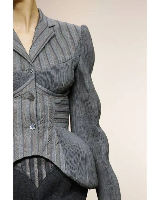 服装设计灵感—西装结构设计