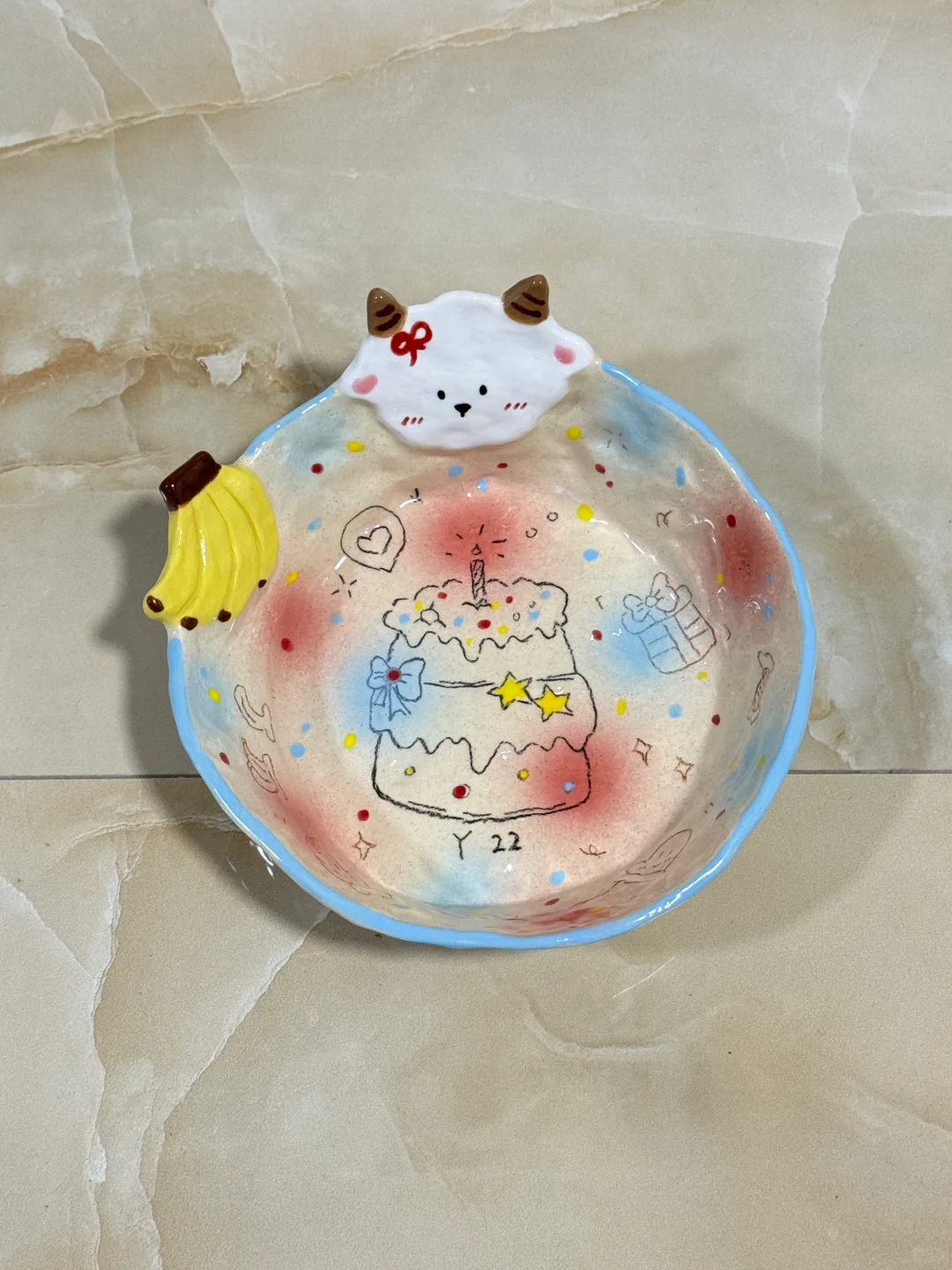 一些生日定制布丁盘?