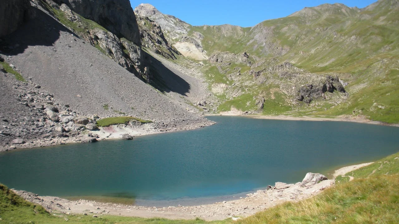 宝泰矿业告诉你,矿山水体治理应该这样做~~