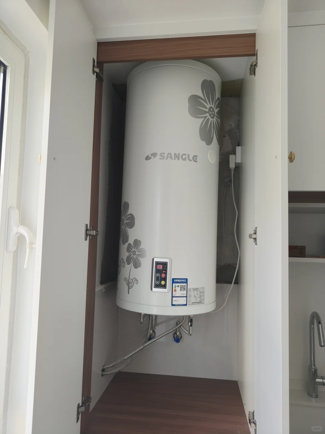 开发商送的太阳能