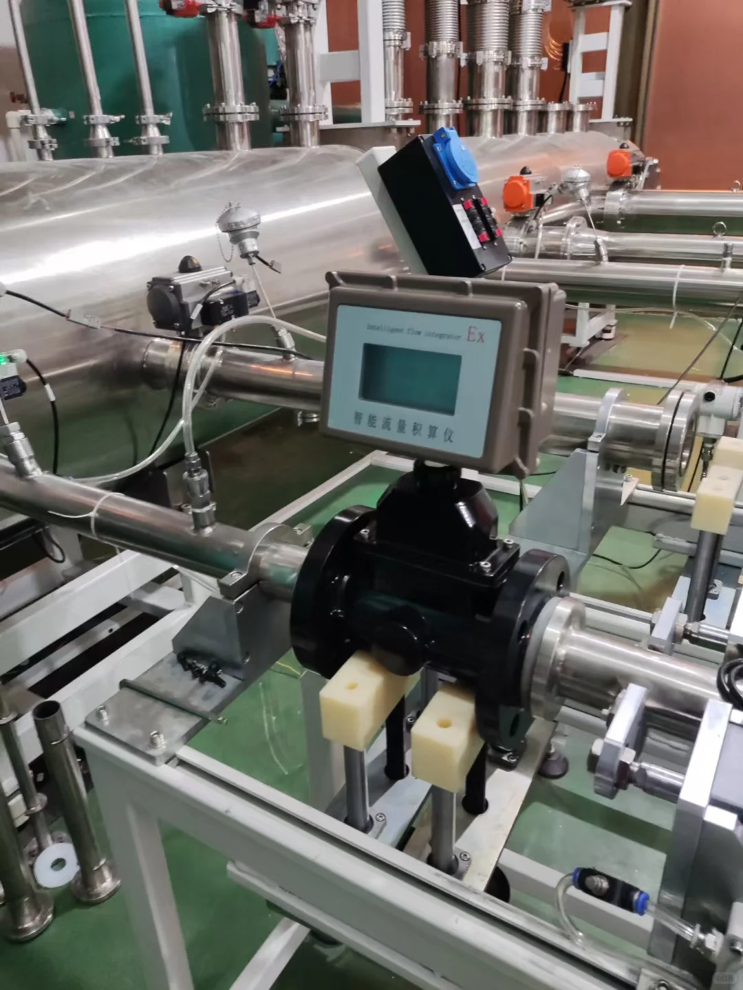 气体涡轮流量计