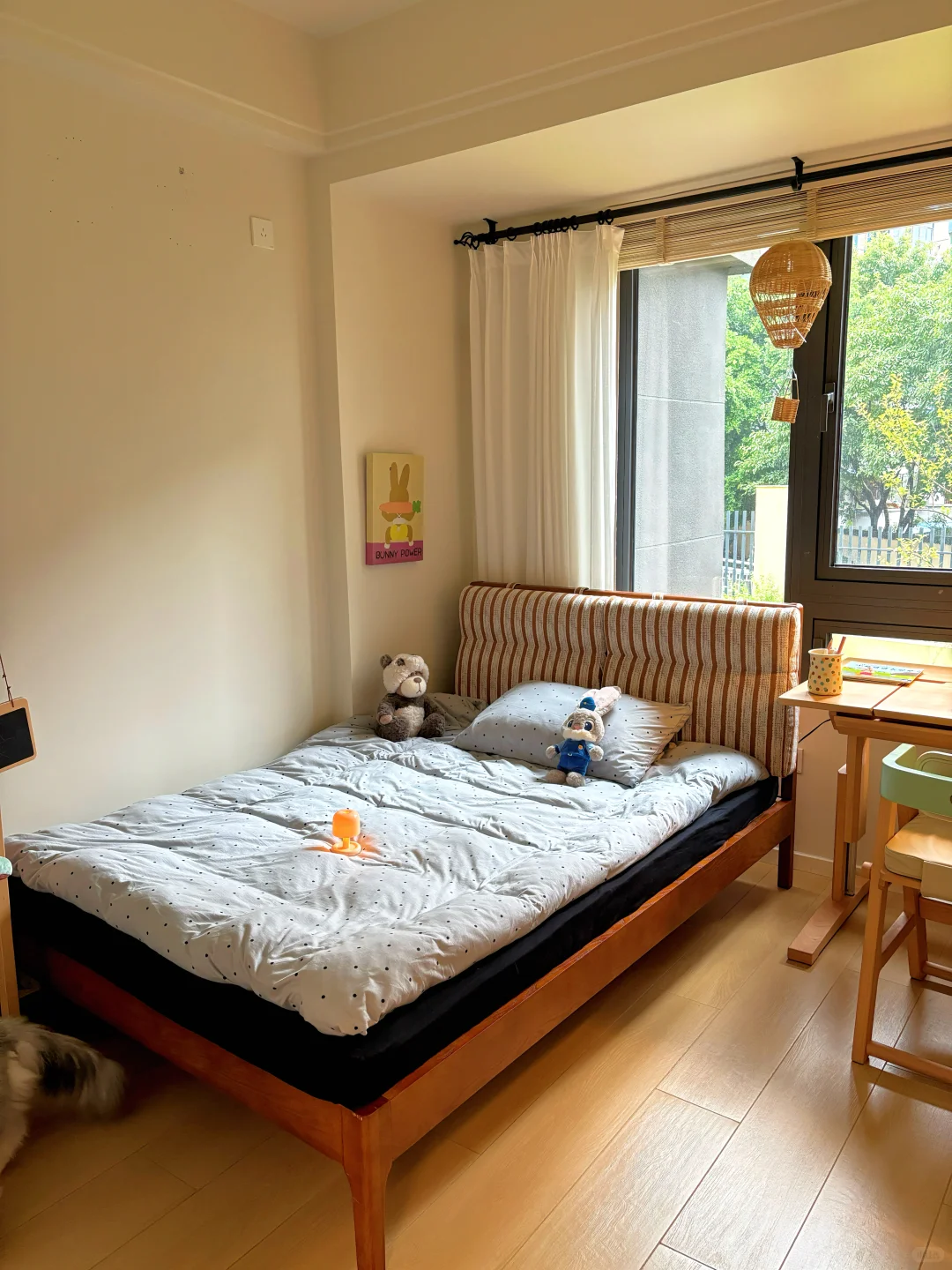 7平米小卧室，自用3个月超薄实木床没翻车✌️