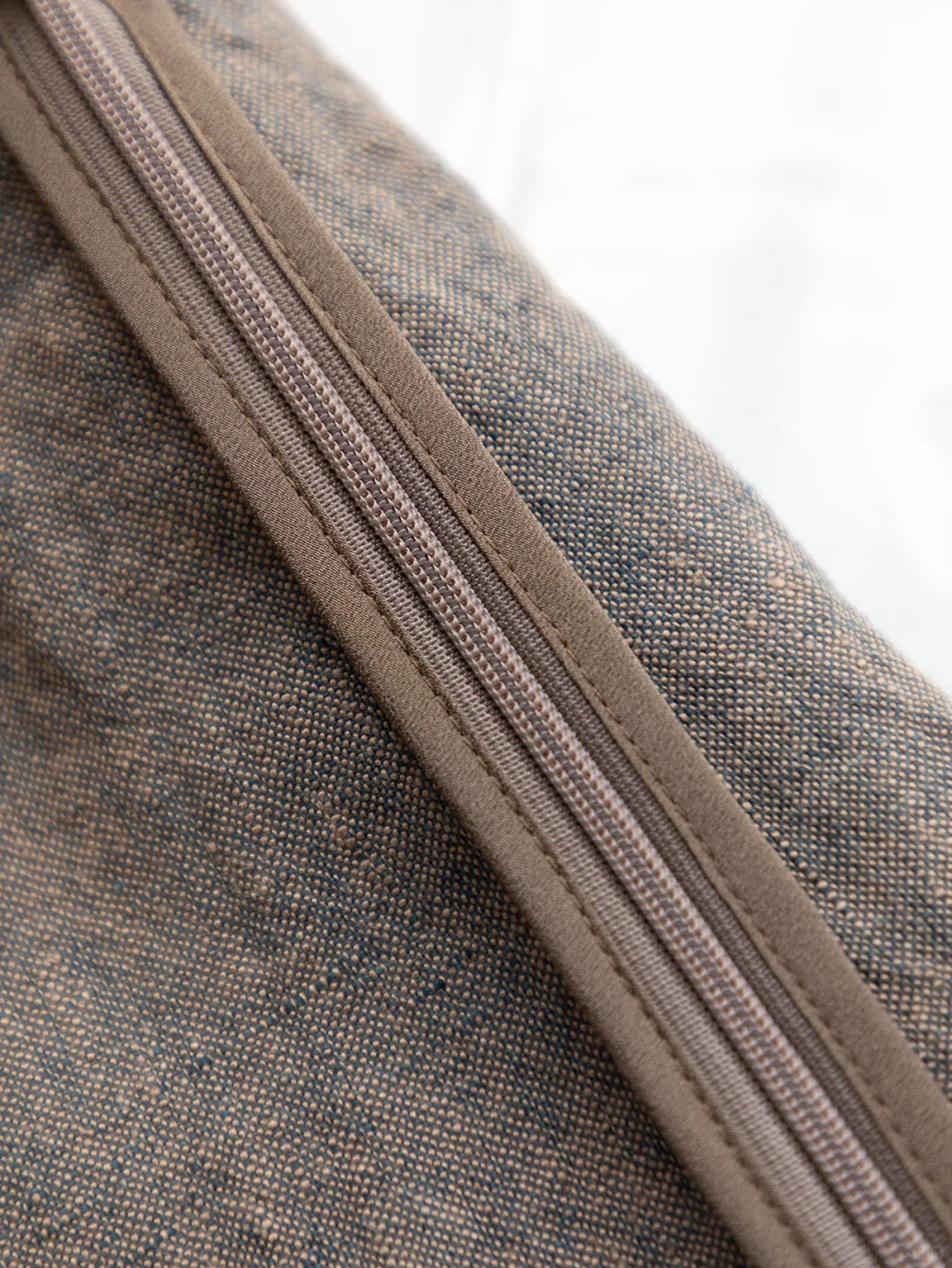 慢工细活，缝纫的细节总是很动人