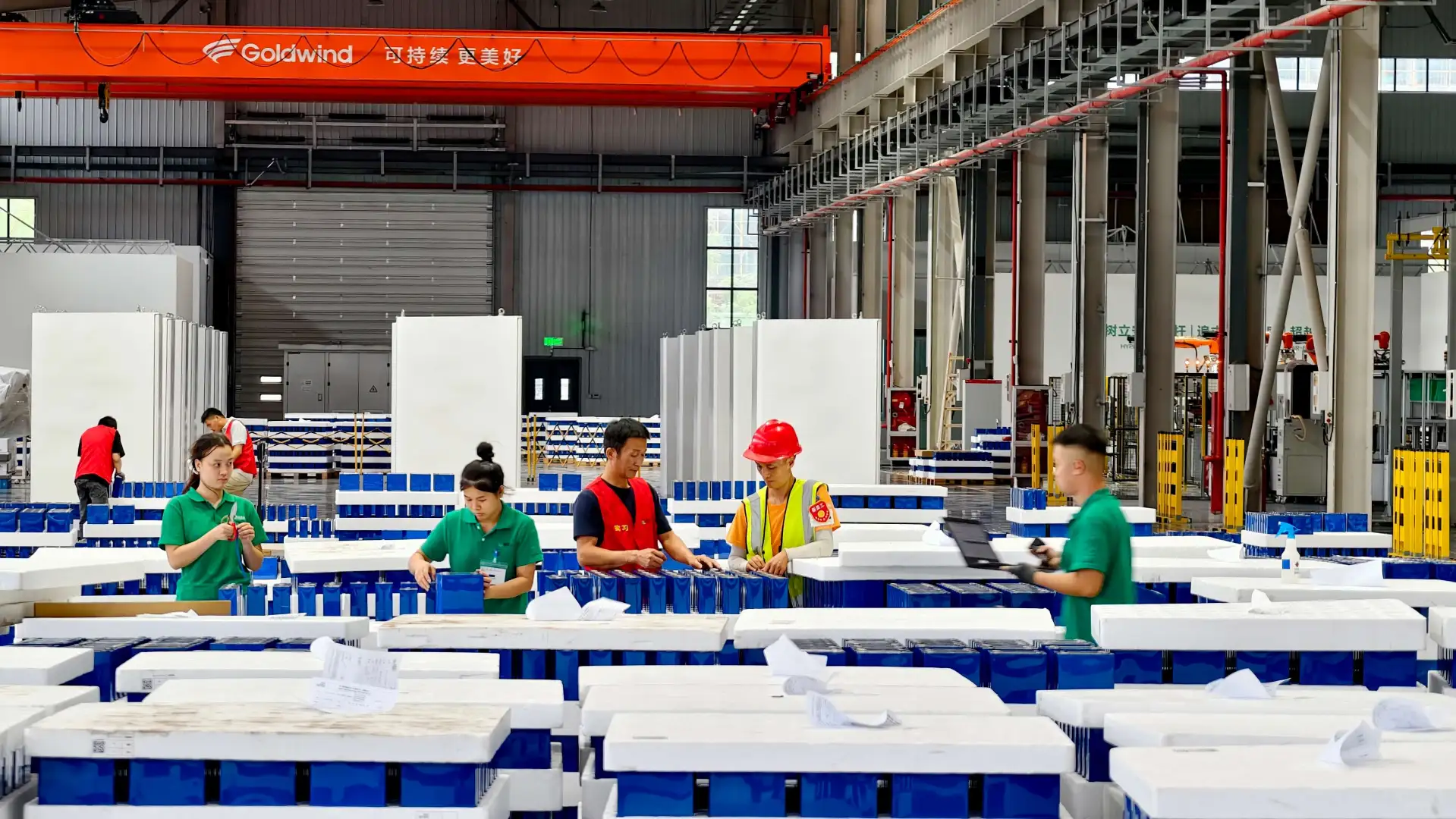 新能源汽车电池 助力“双碳”目标