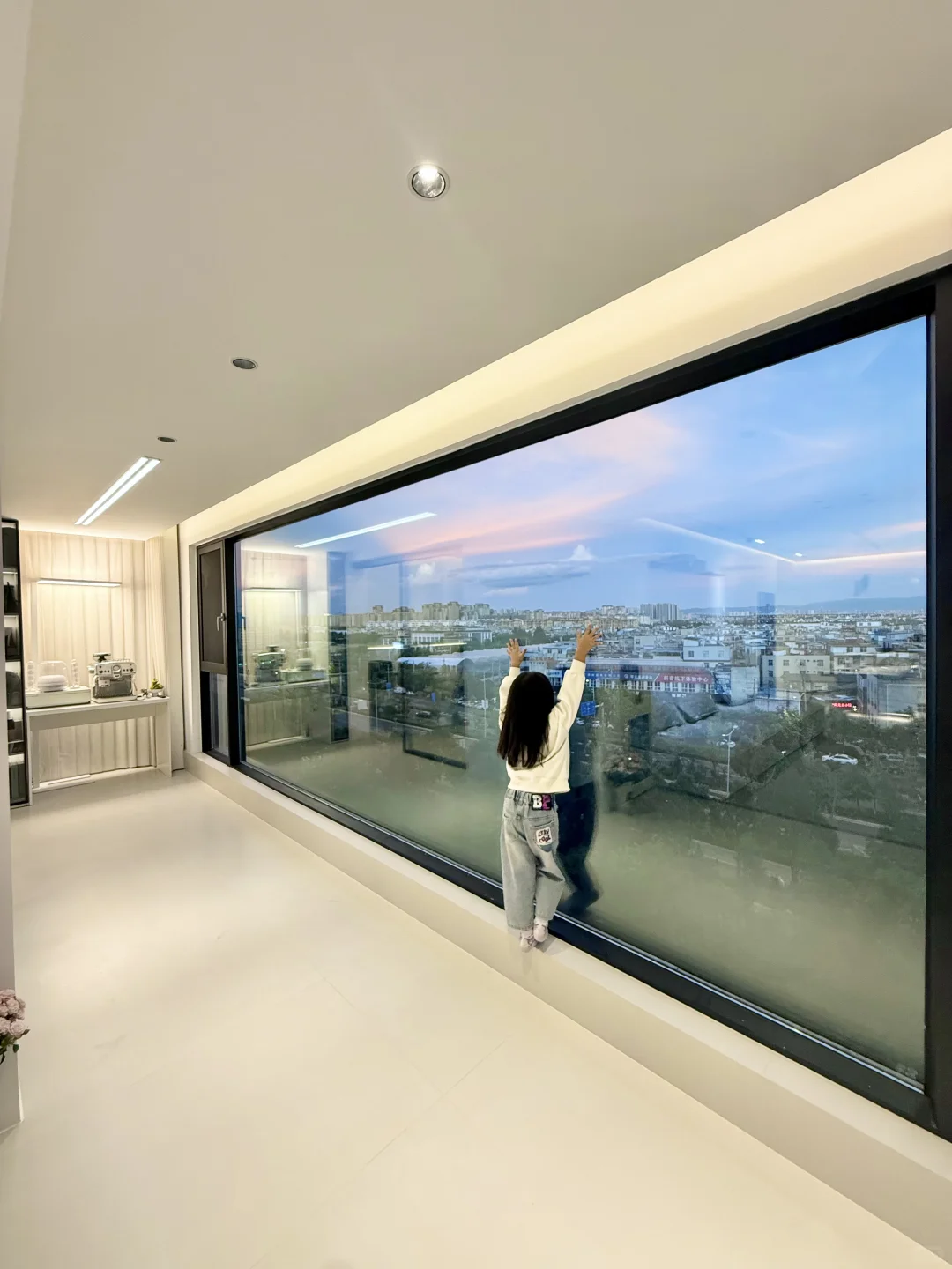 幸亏没听我妈劝，住进1.5w封窗的家也太爽了