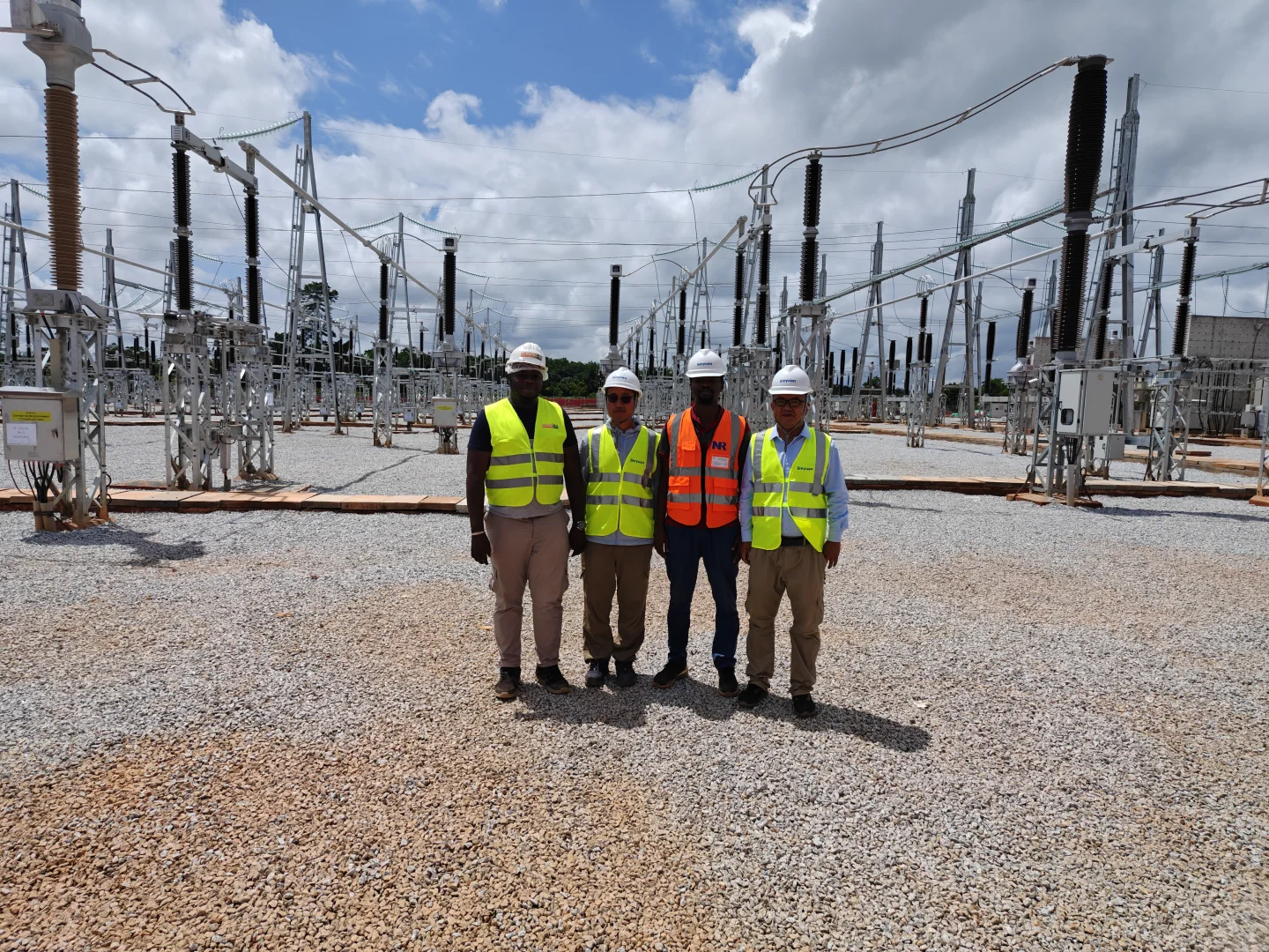 ?送电不是终点，而是照亮非洲未来的起点