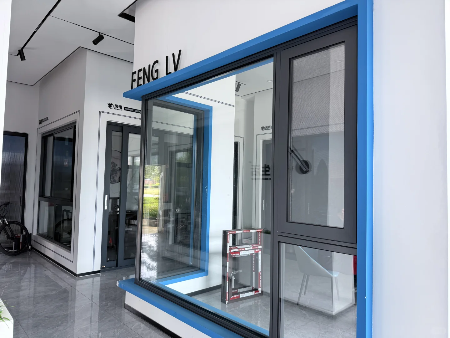 封窗断桥铝选择挑花眼