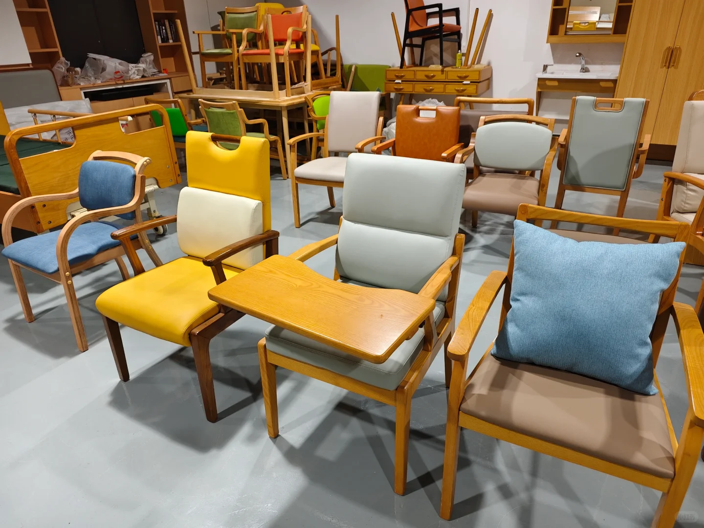 适老化家具源头厂家给我在佛山找到了