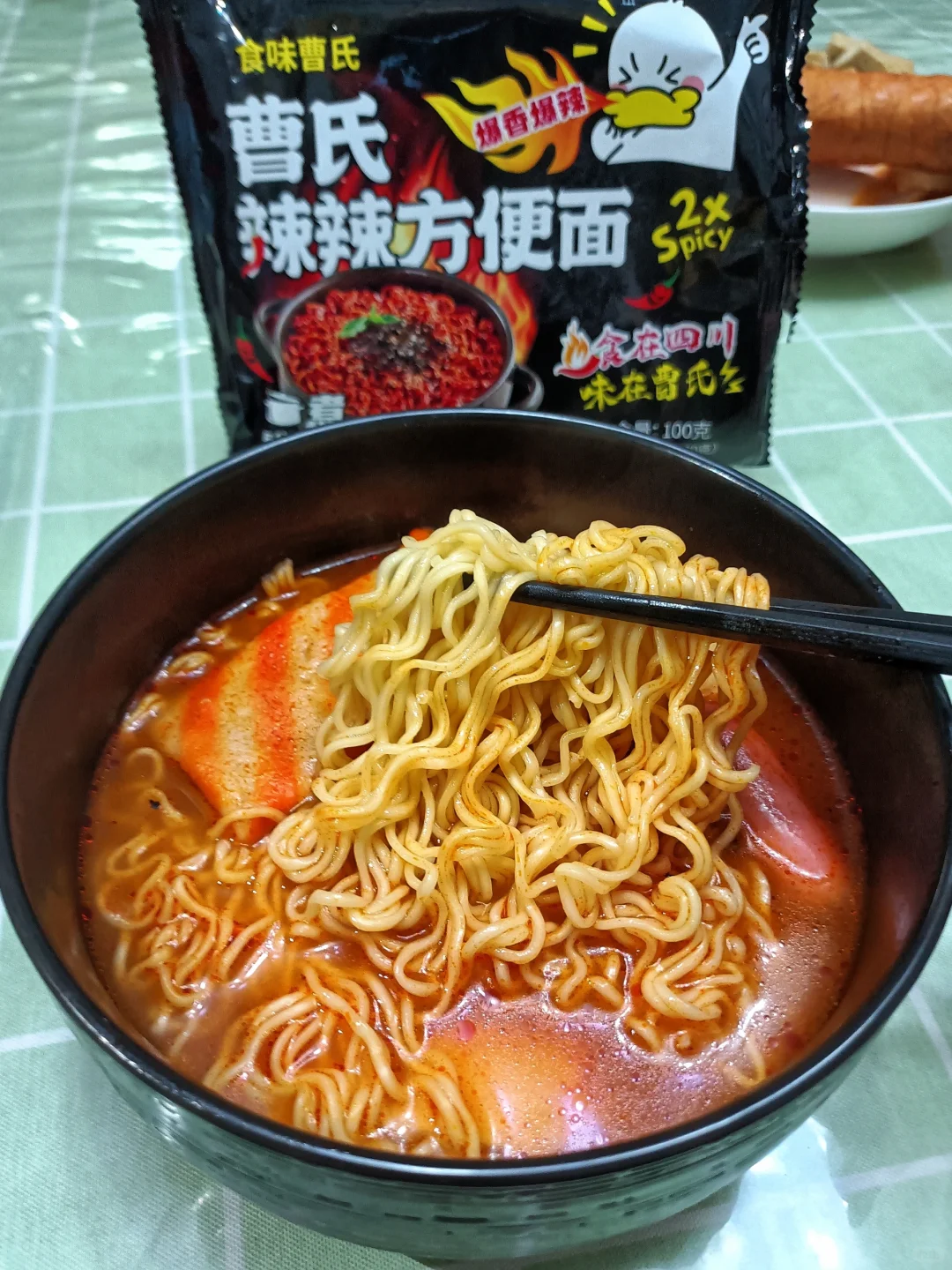 371 食味曹氏 曹氏辣辣方便面