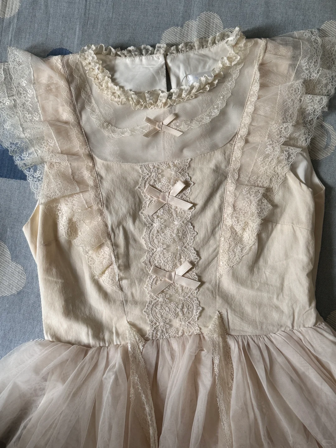 lo店避雷 超绝不对称工艺 真的正常吗？