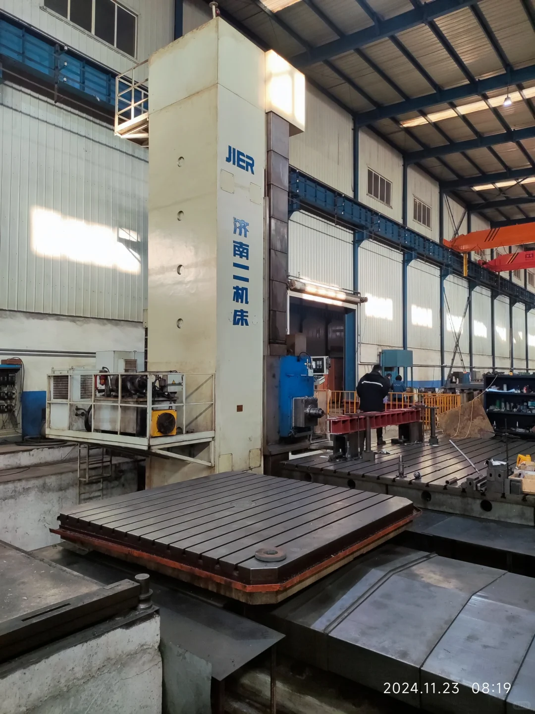 制造业大老板们，帮忙求购30台二手机床设备