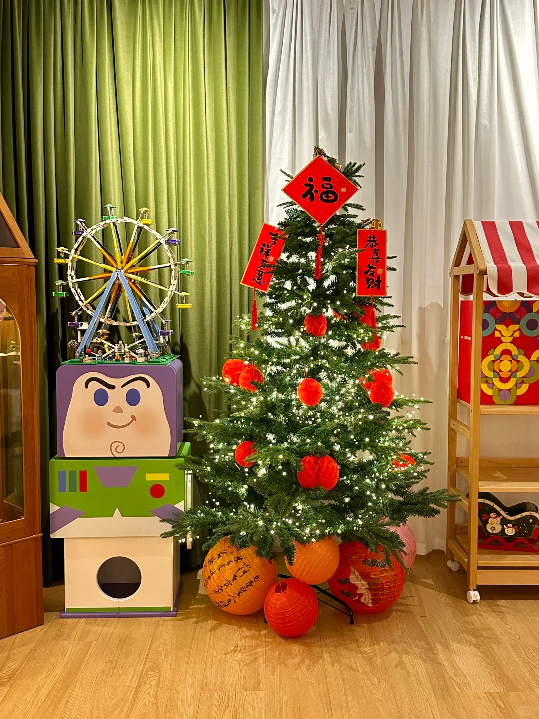 我爸问：把家布置成这样要拍春晚吗?