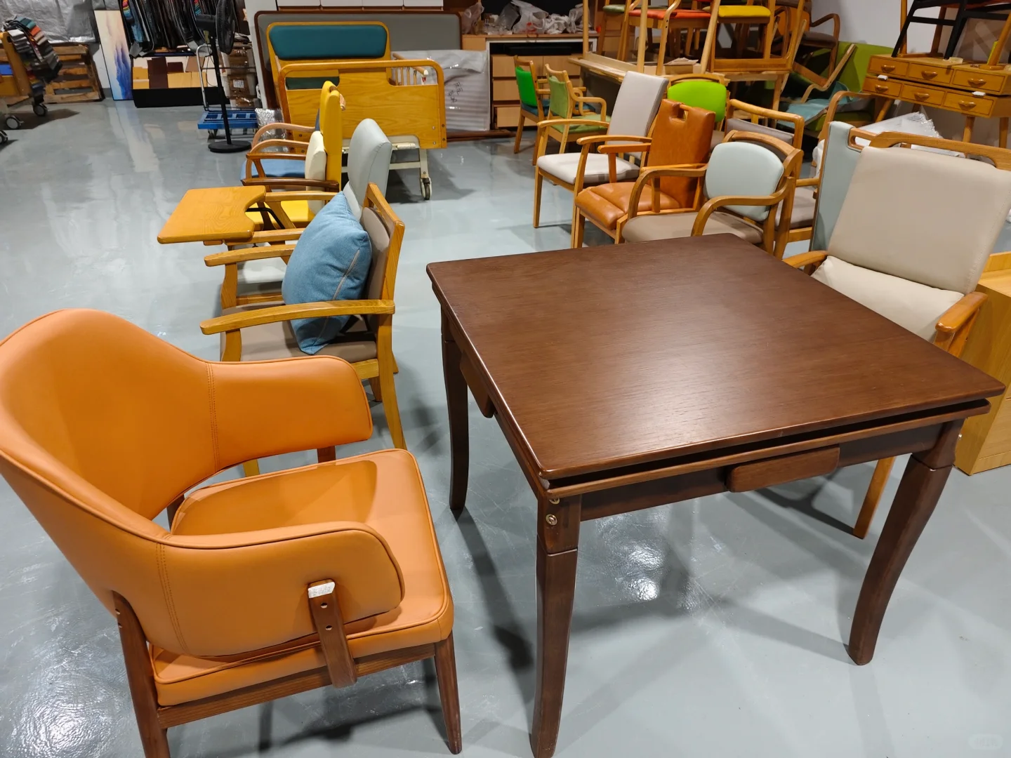 适老化家具源头厂家给我在佛山找到了