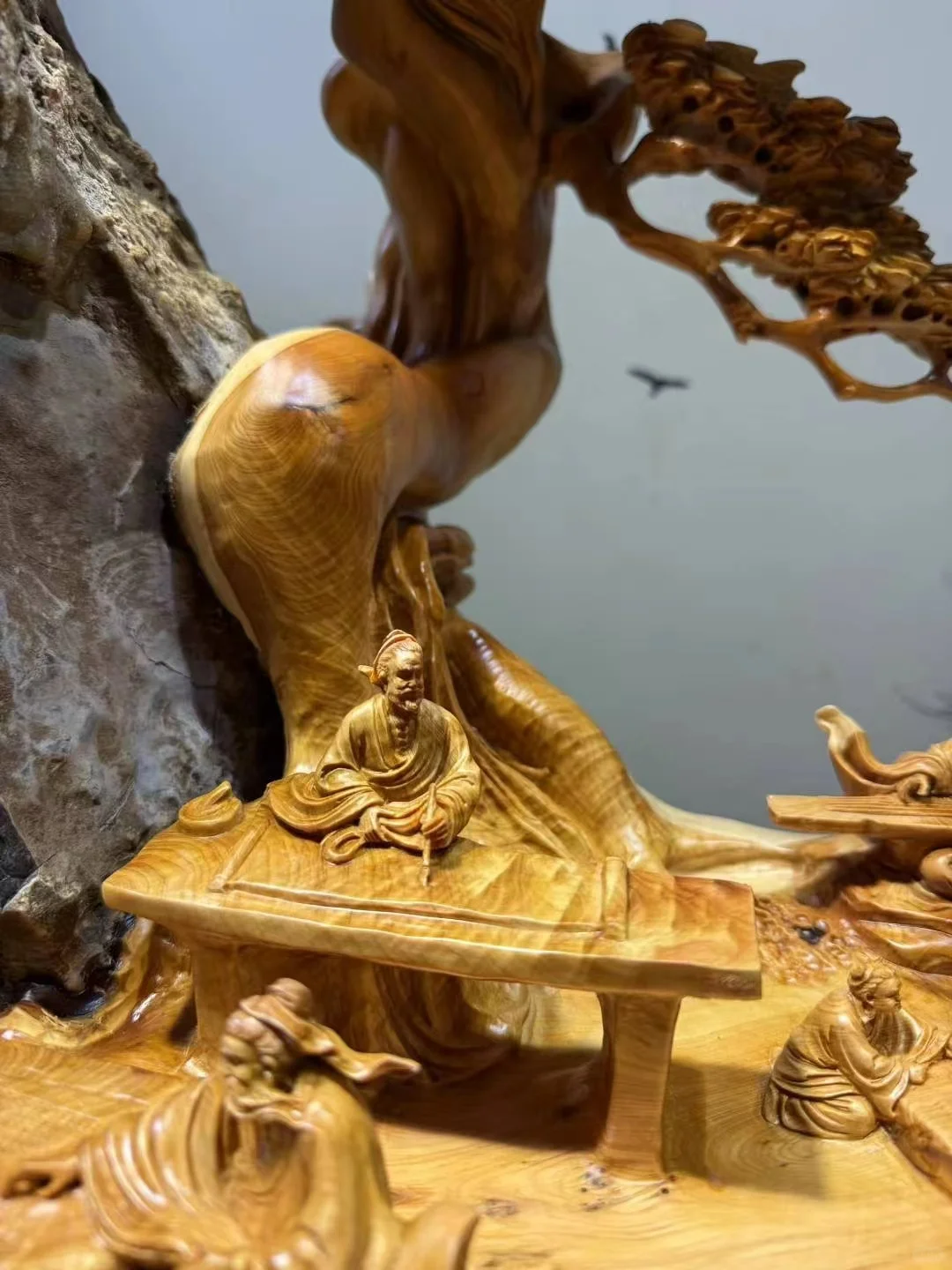 有山有树有人物的奇石根雕摆件，太美了！