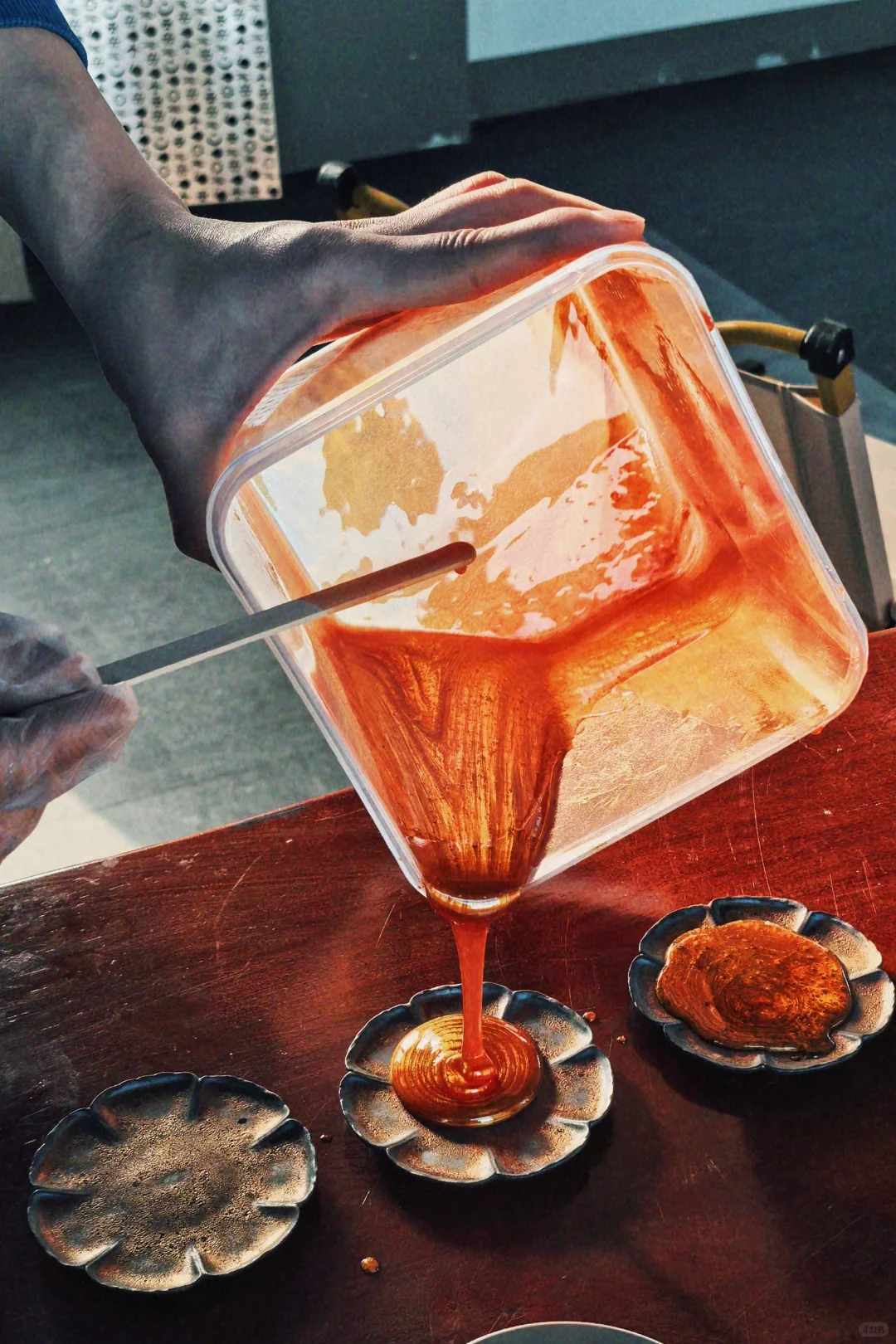 SUPER GUIDE｜设计师制作手工树脂 惊奇！