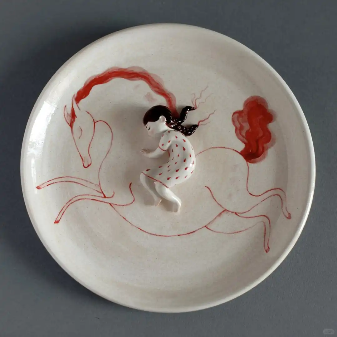 莉娜·古伯曼 陶瓷雕塑中沉睡的孩子