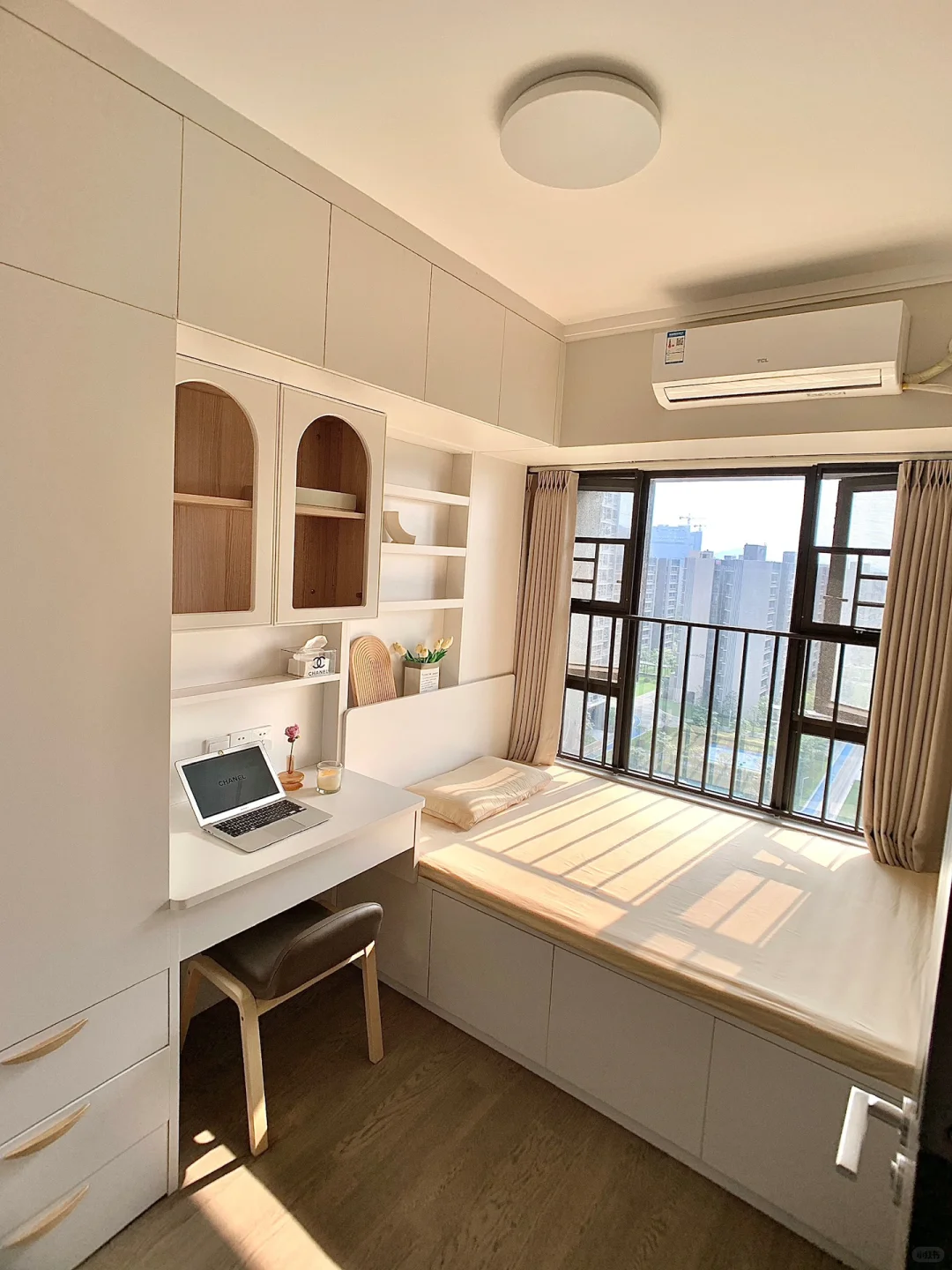 真心建议，越是紧凑小户型，越是要多柜子