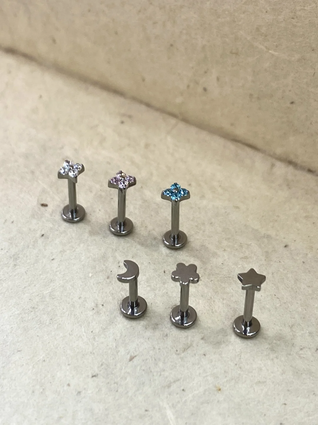 我宣布医用钛合金就是养耳洞的神｜医用级别