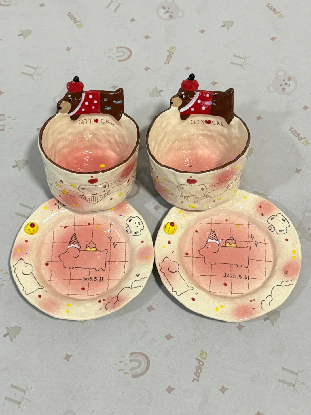 一些生日定制布丁盘?