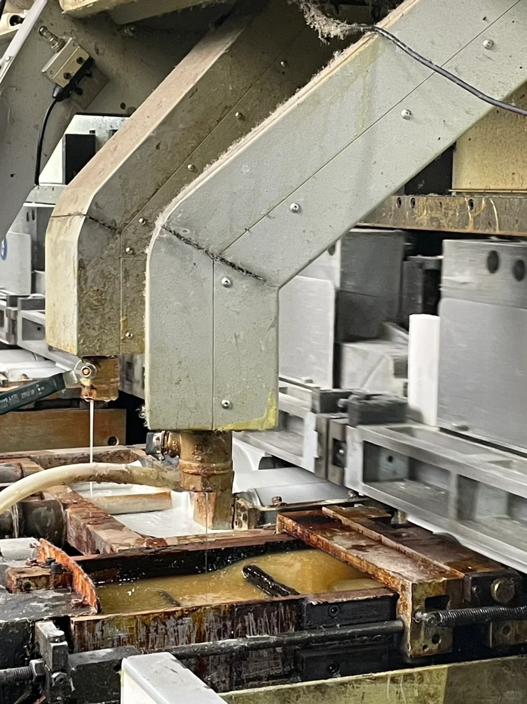 图书印刷揭秘?某编辑去印厂咔咔一顿狂拍