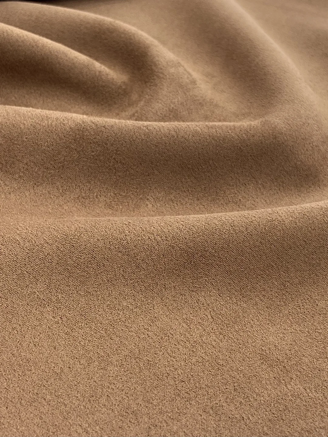 麂皮复合面料：高级奢感，一键解锁秋冬质感！