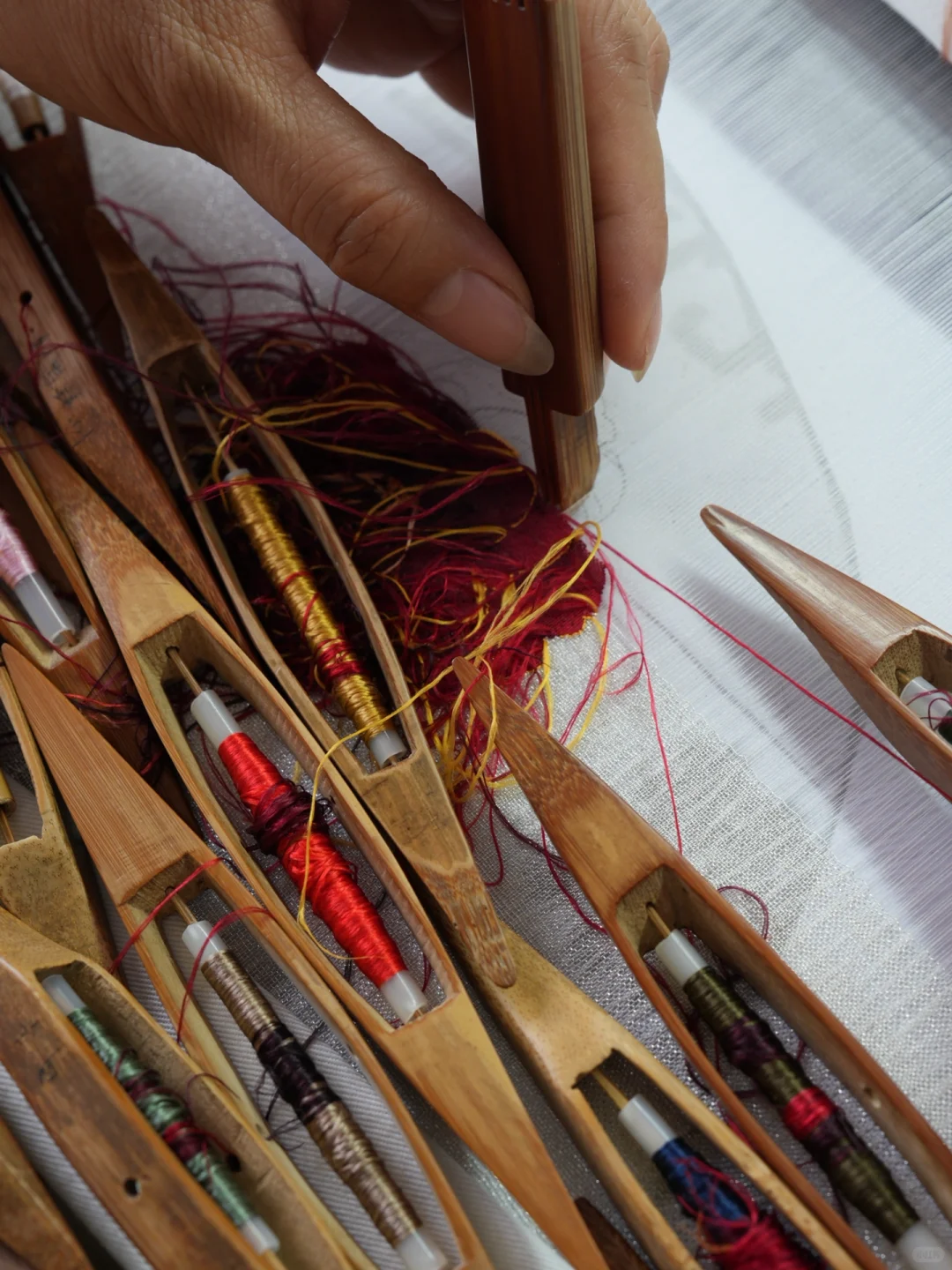 缂丝面料 | 山茶花缂丝衣料