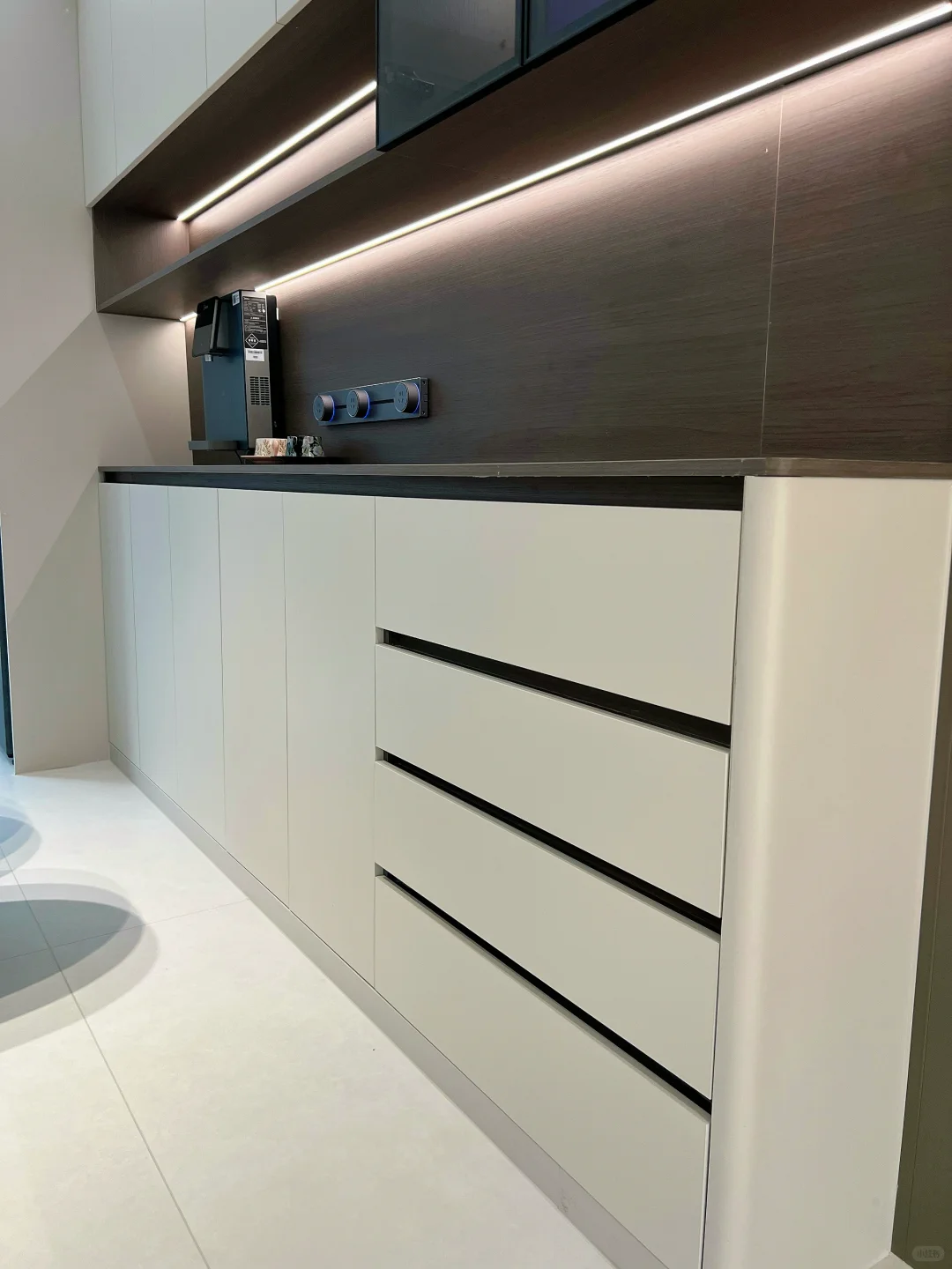 你敢信！这是木工打的餐边柜！