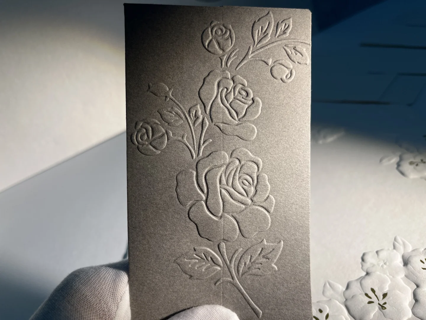 「特种纸浮雕工艺」