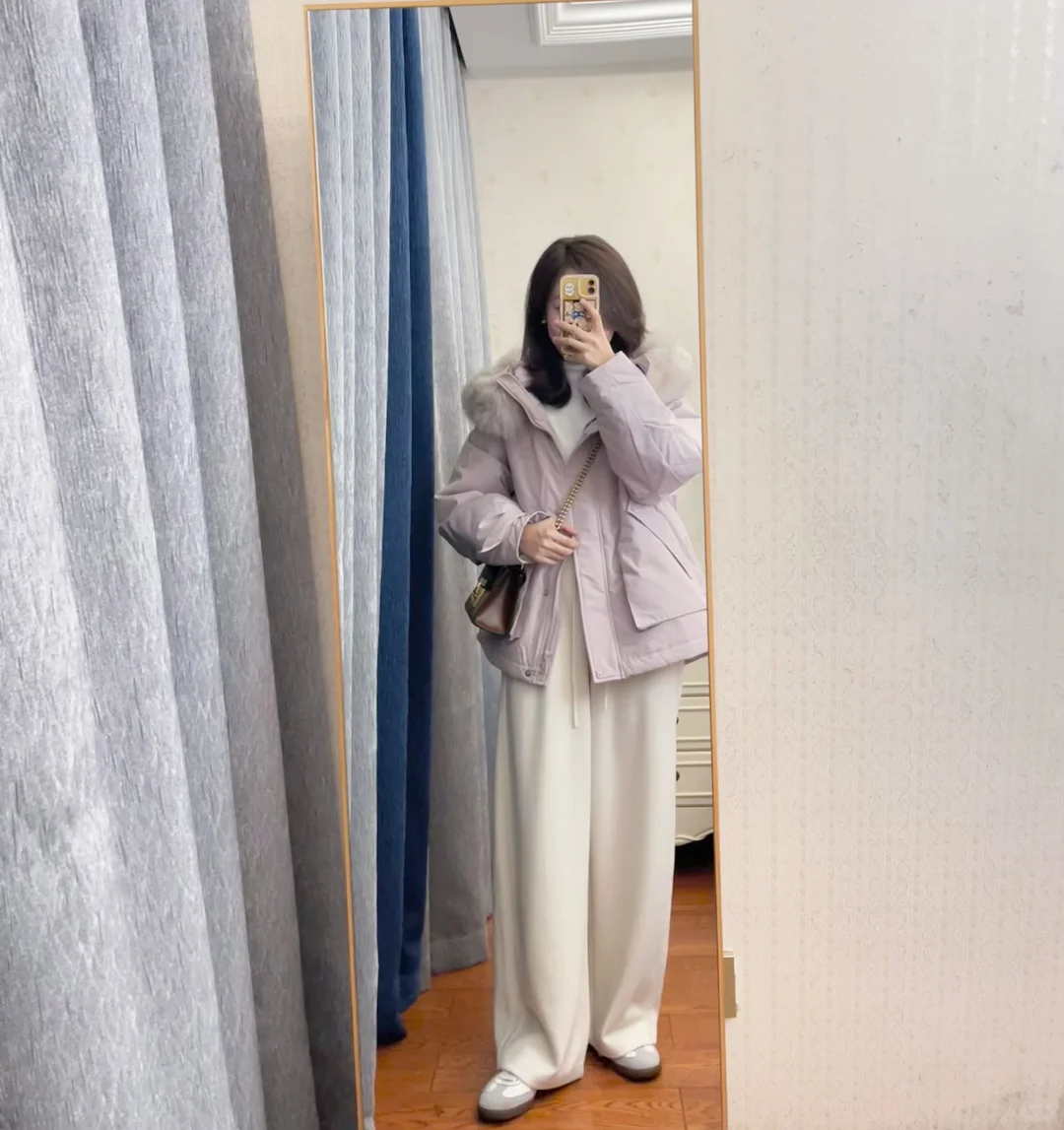 冬日低饱和度羽绒服穿搭