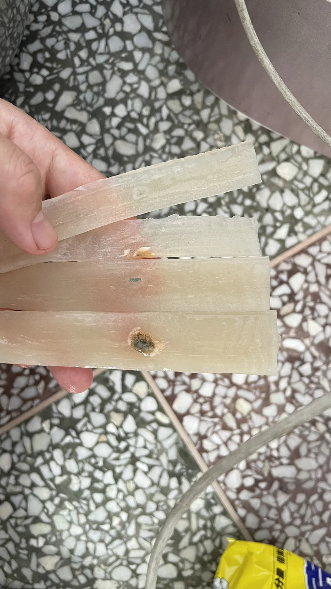 拼多多卖发霉食品