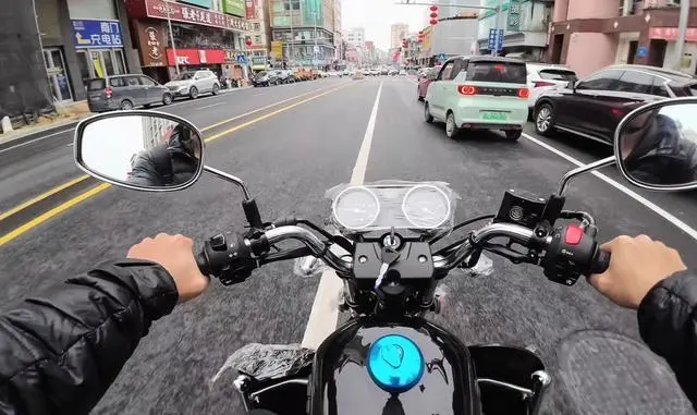 摩的佬的'团宠'-豪爵GN125