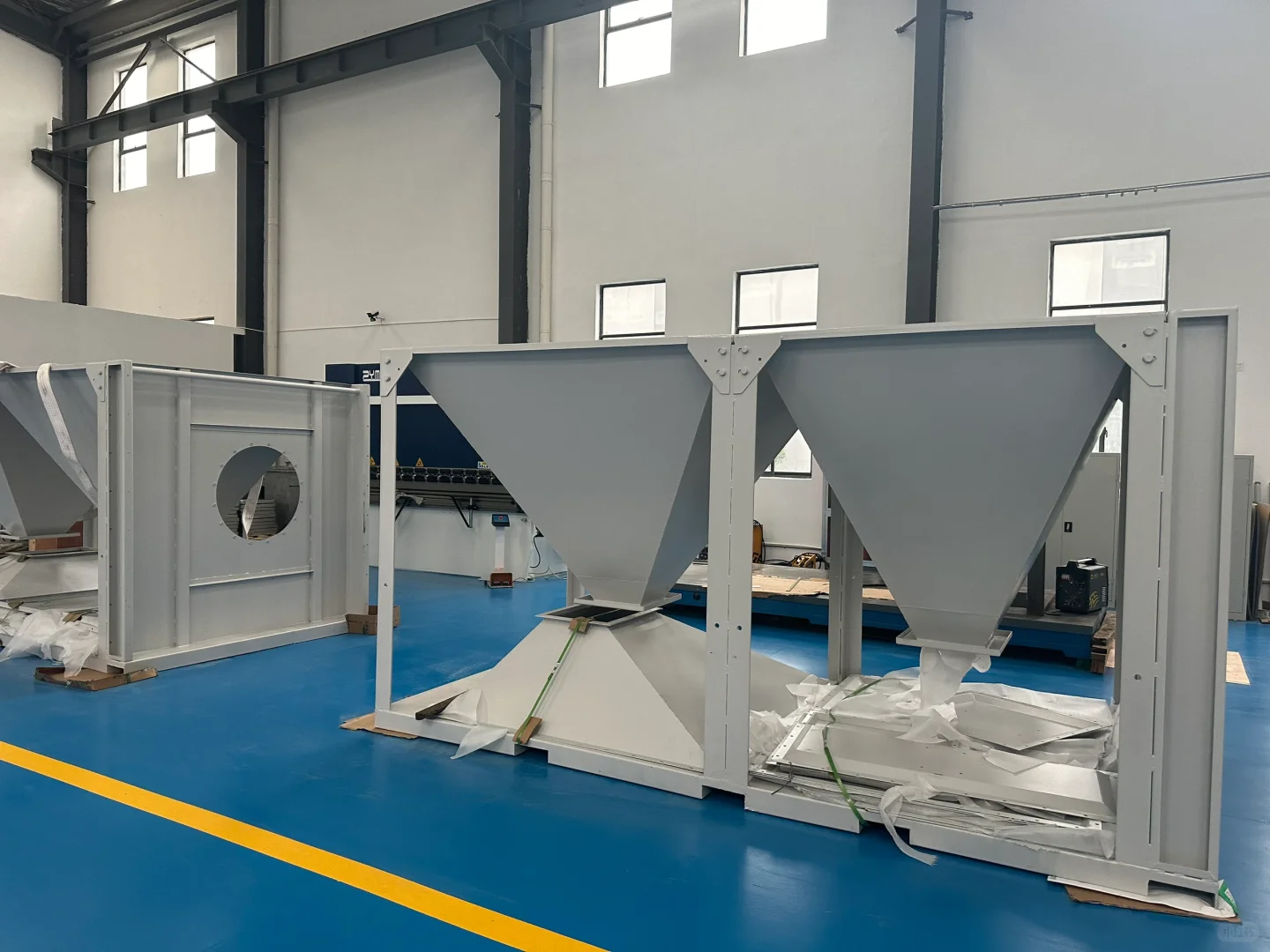 环保设备，可根据工况专门定制设备