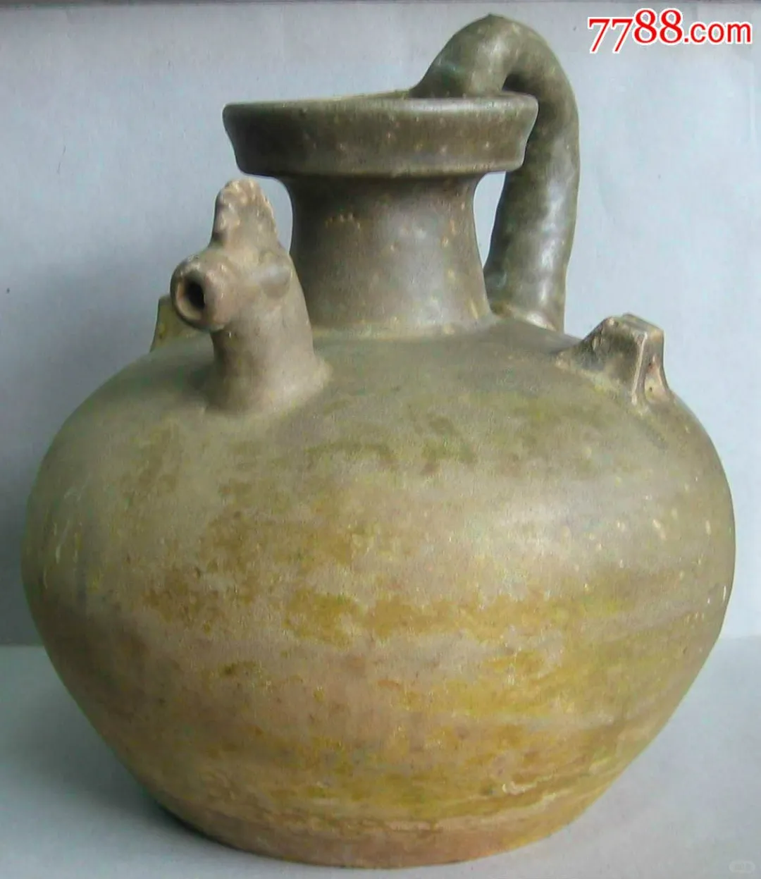 《探寻陶瓷与玻璃工艺品的独特魅力》