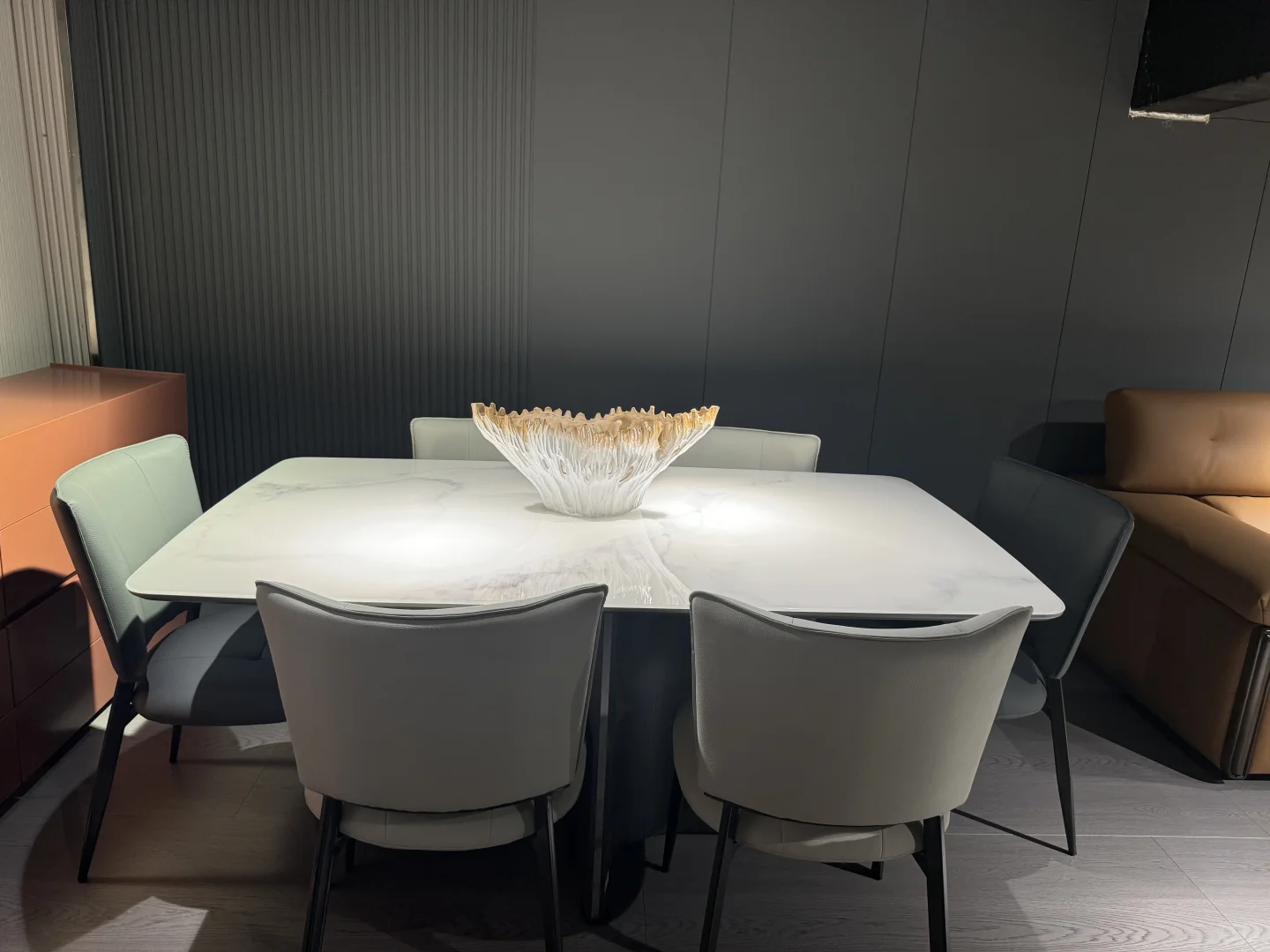 微晶玻璃台面质感真的很棒