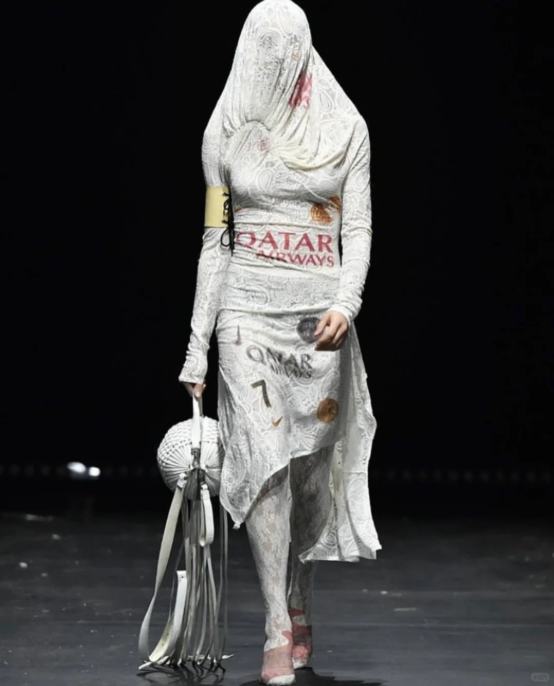 作茧自缚｜蝉蛹虫草?️