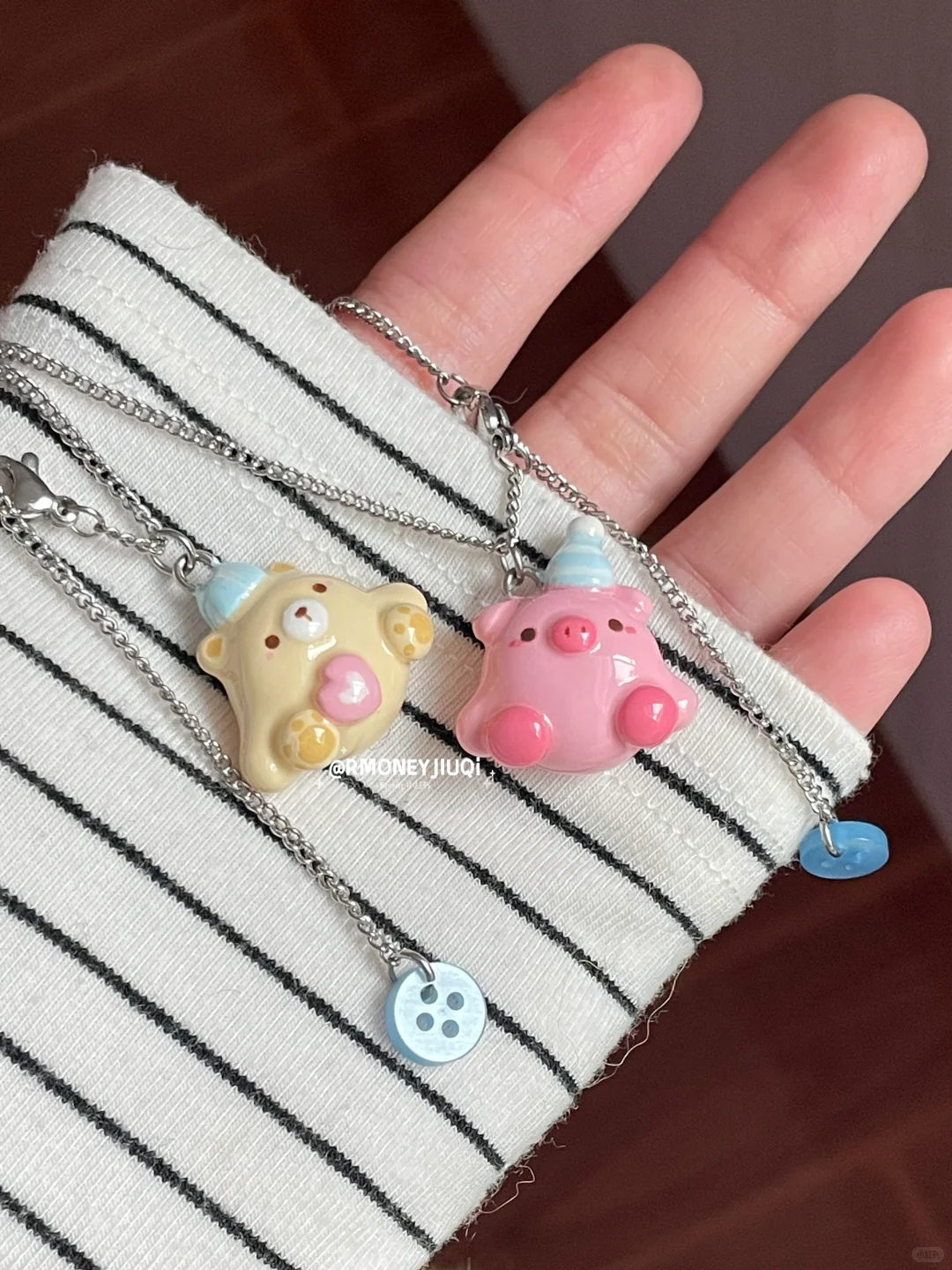 看我用粘土捏了些什么?