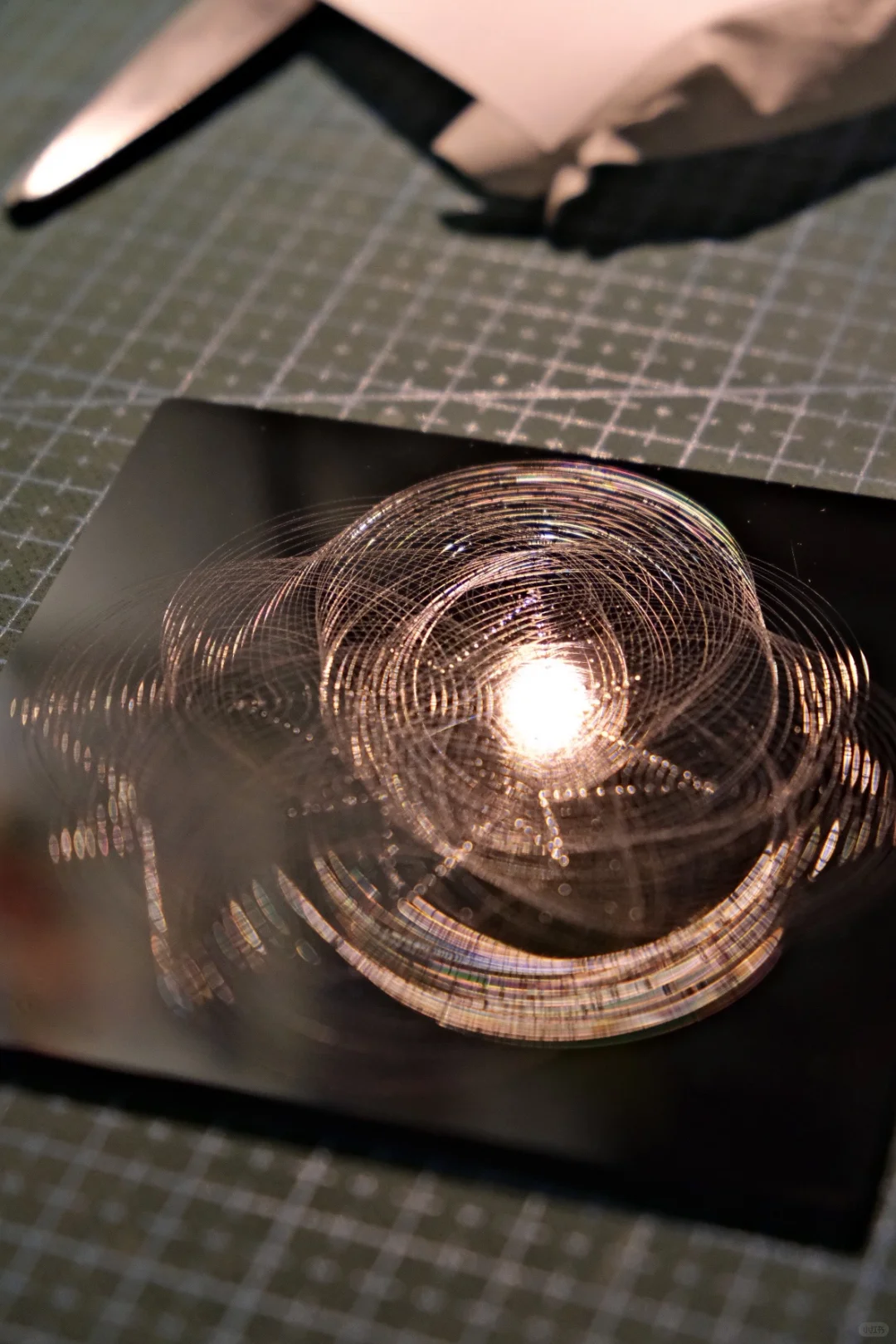 记录全息划痕的制作过程