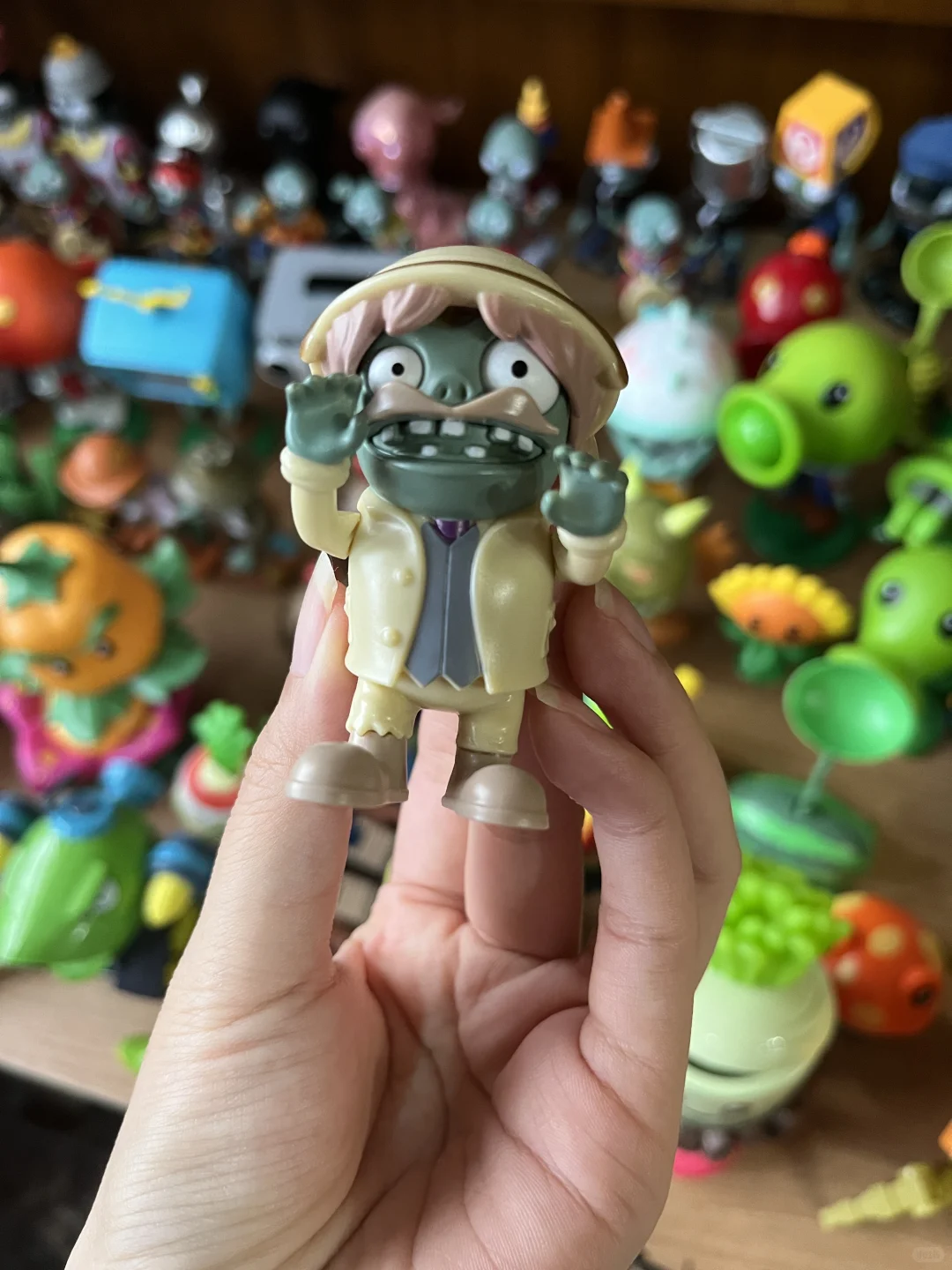 包浆玩具！一代人有一代人的泡泡玛特