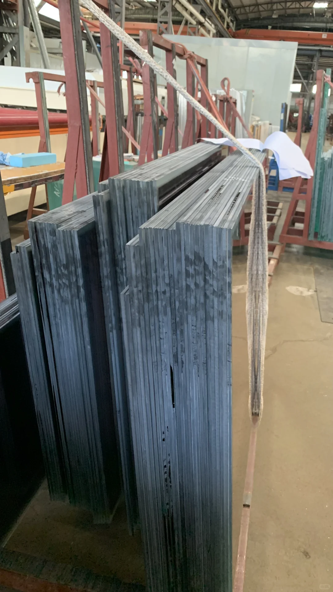 重生之我在玻璃厂上班