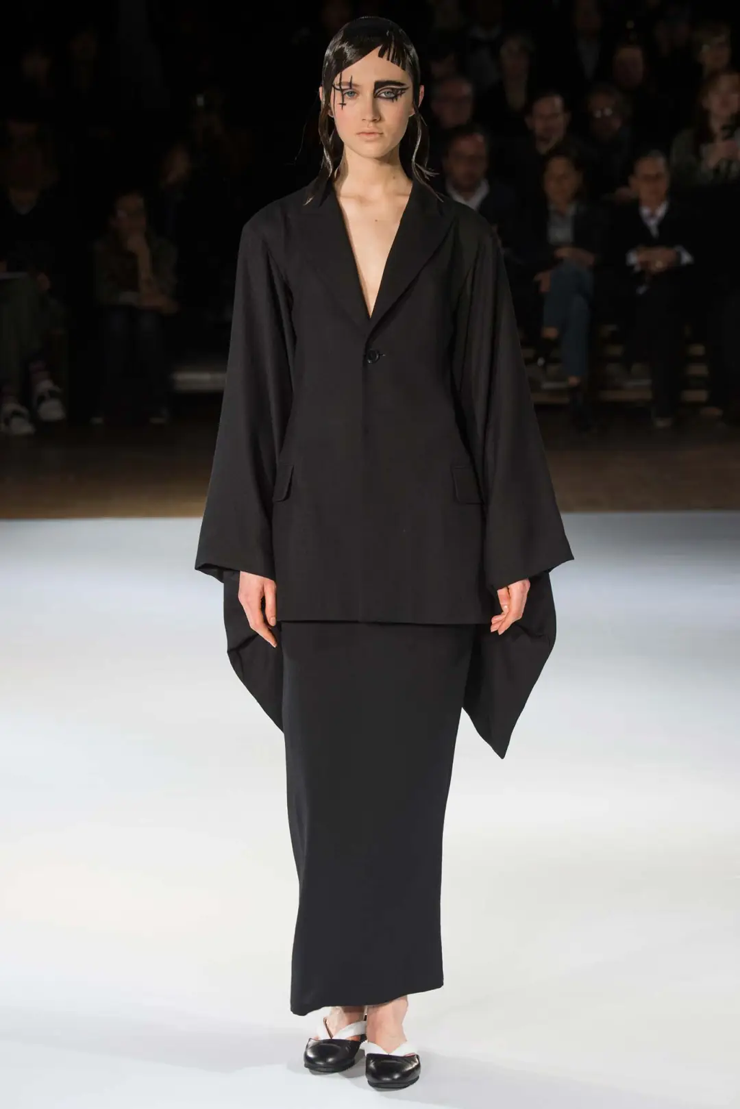 Yohji Yamamoto 古希腊残骸