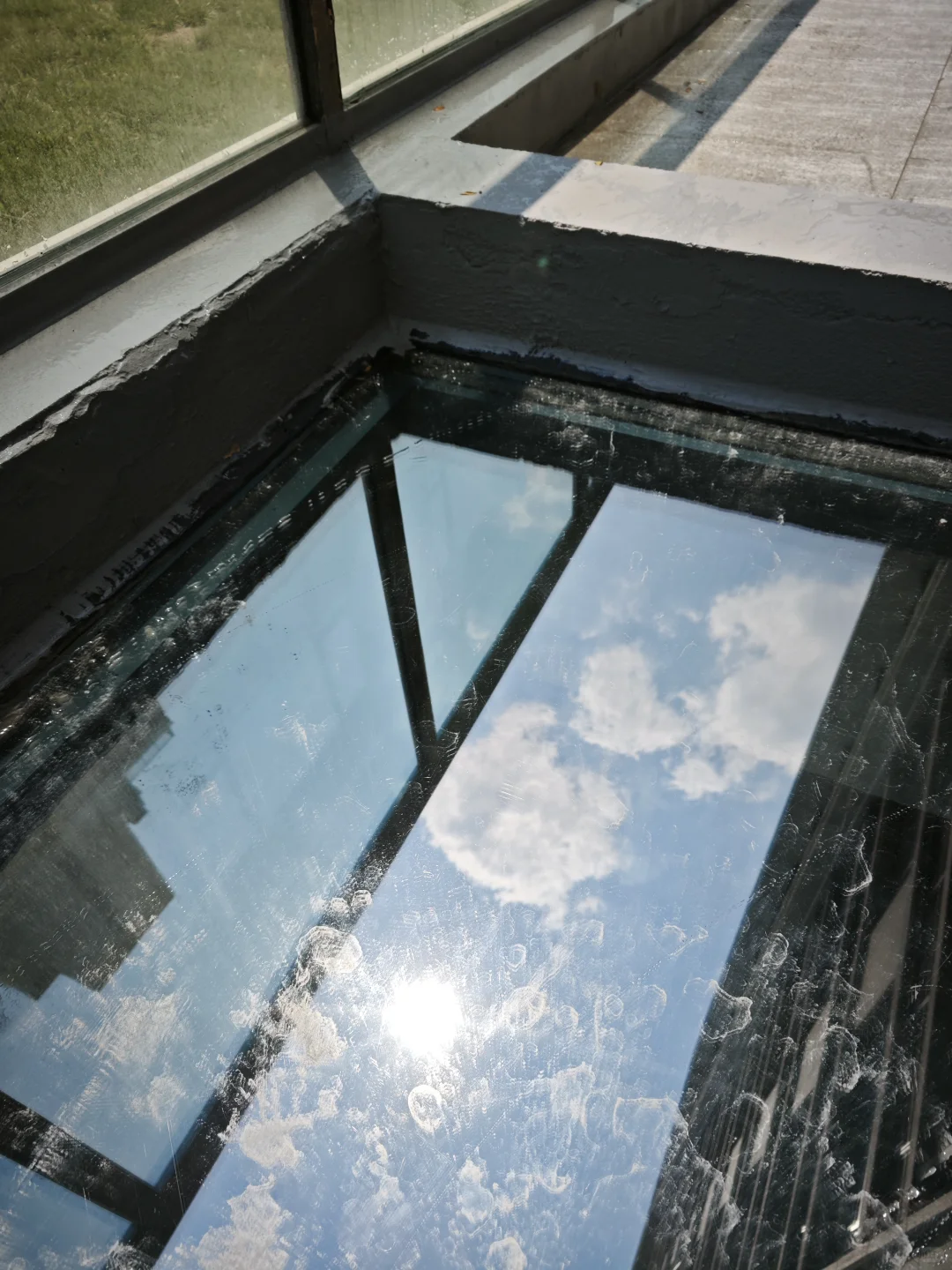 这个玻璃屋顶真是惊艳到了！