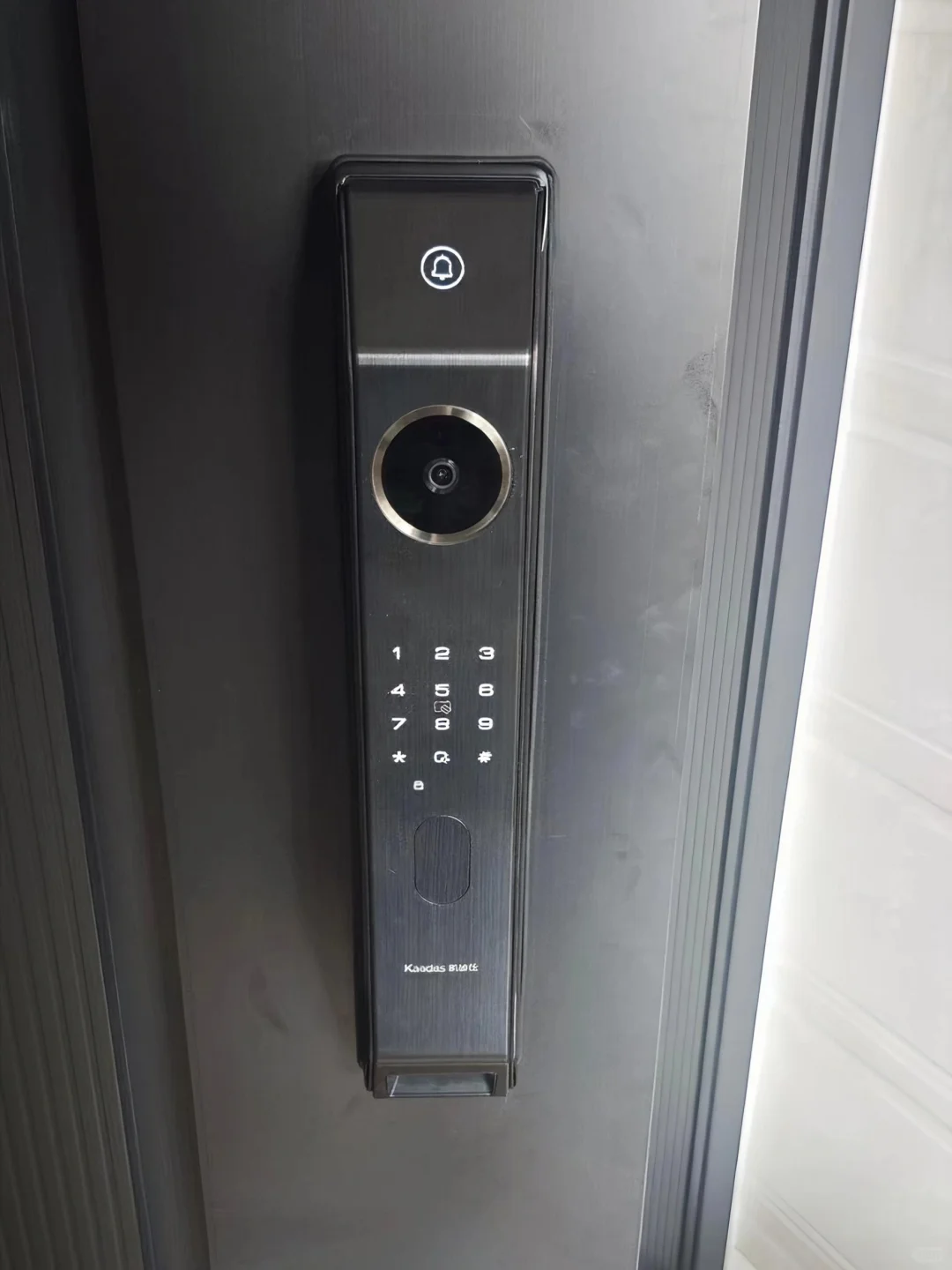 双摄逗留报警，独居女孩的安全感天花板