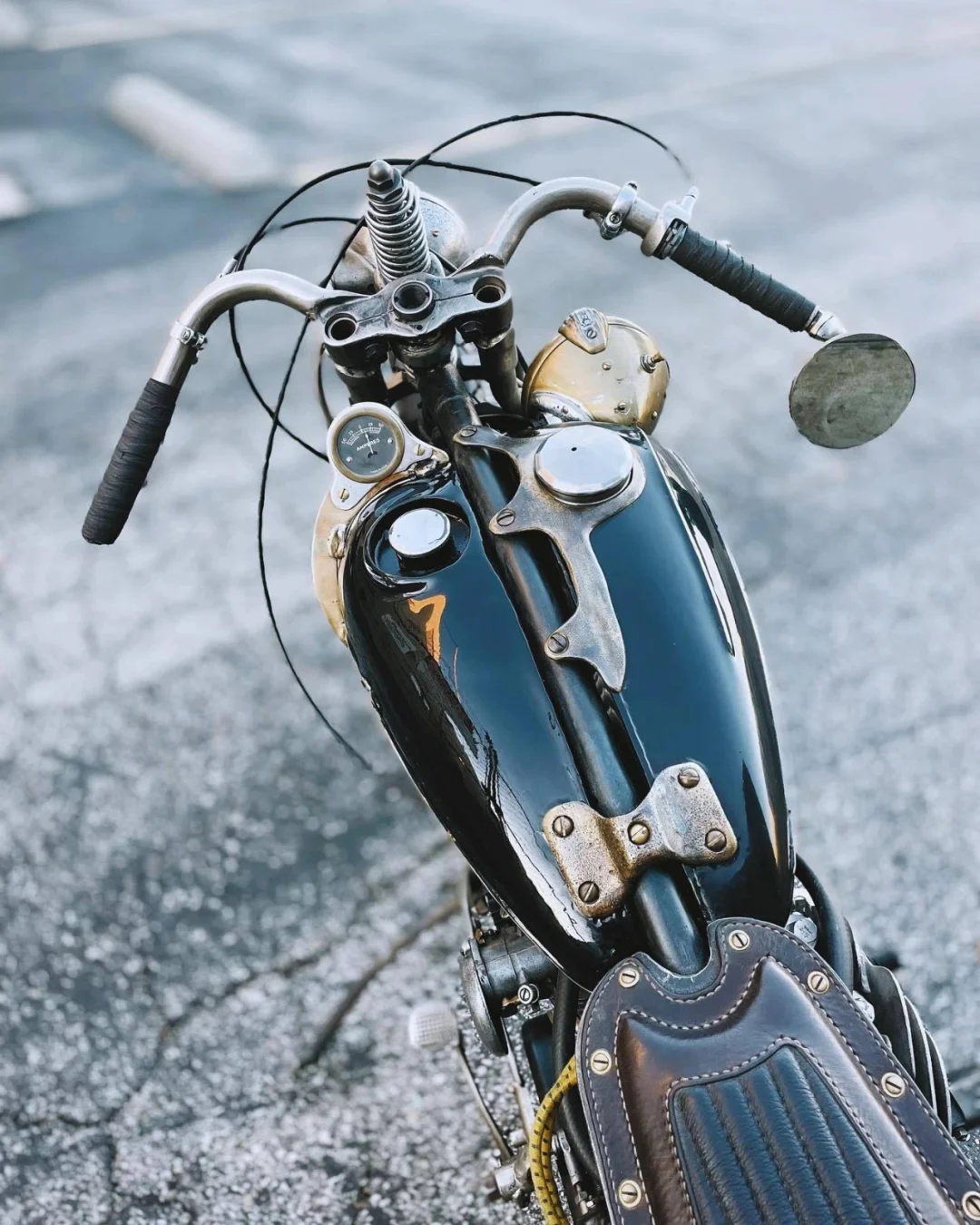 据说纯爷们都喜欢大马力发动机