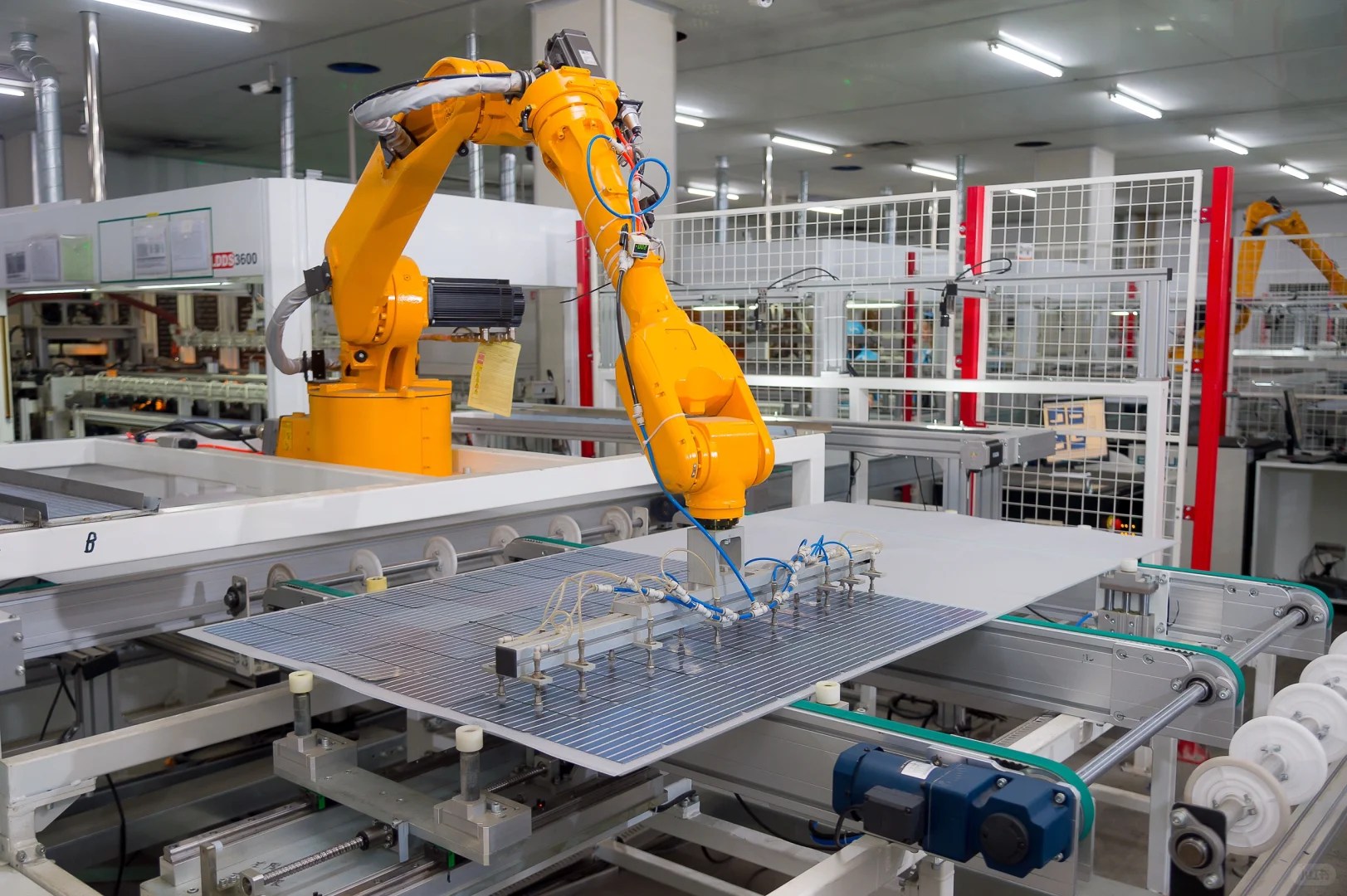 太阳能光伏组件工厂日记