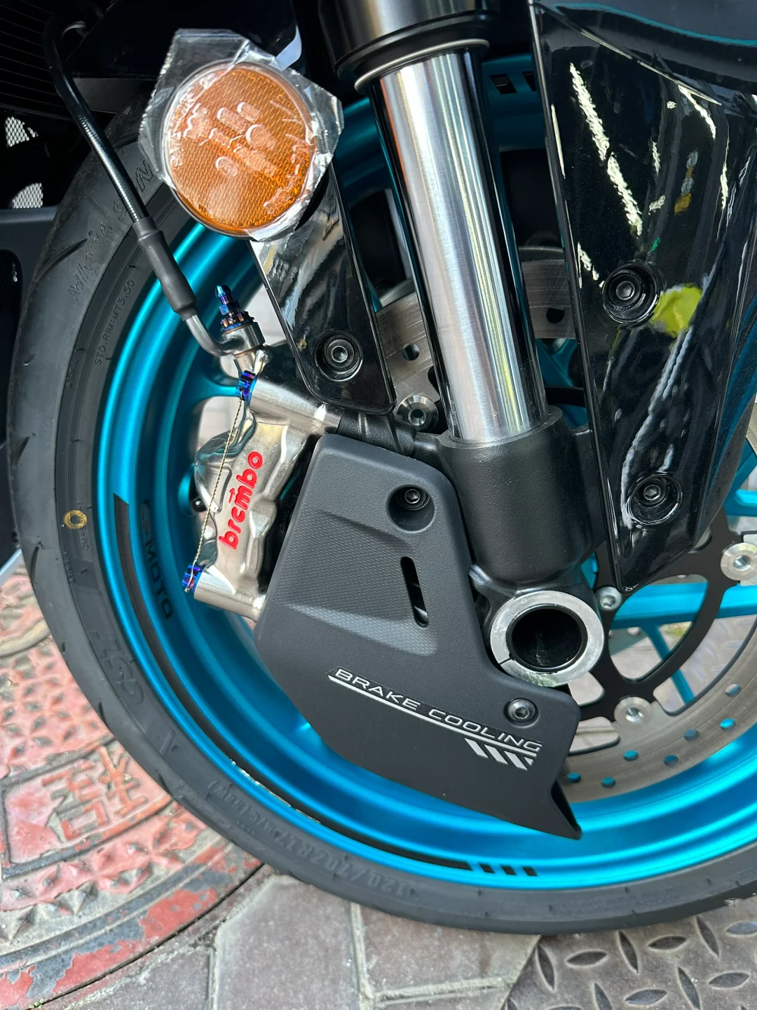 别偷我卡钳啊 春风675SR