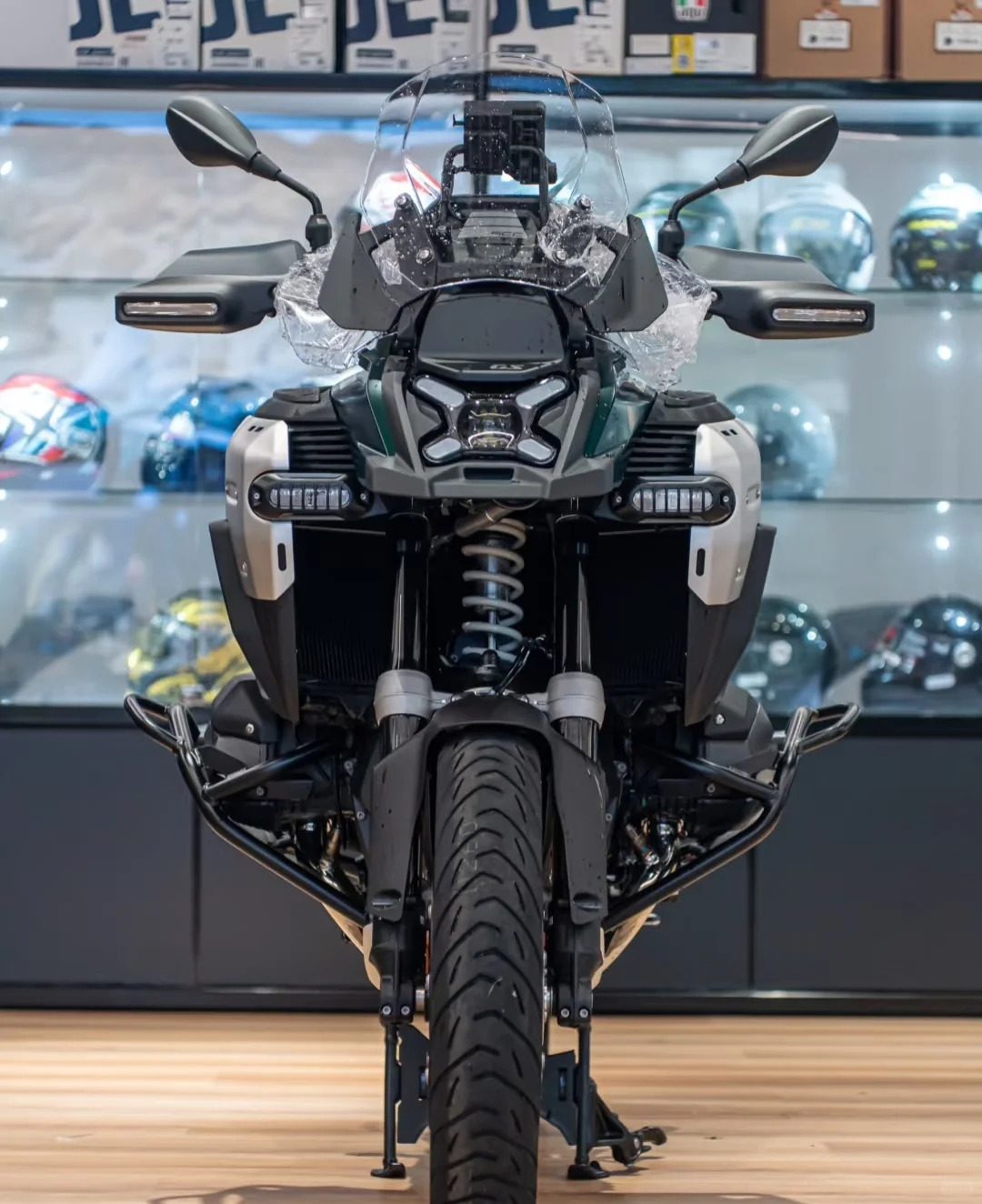 R1300GSADV 719到店啦！确实帅！